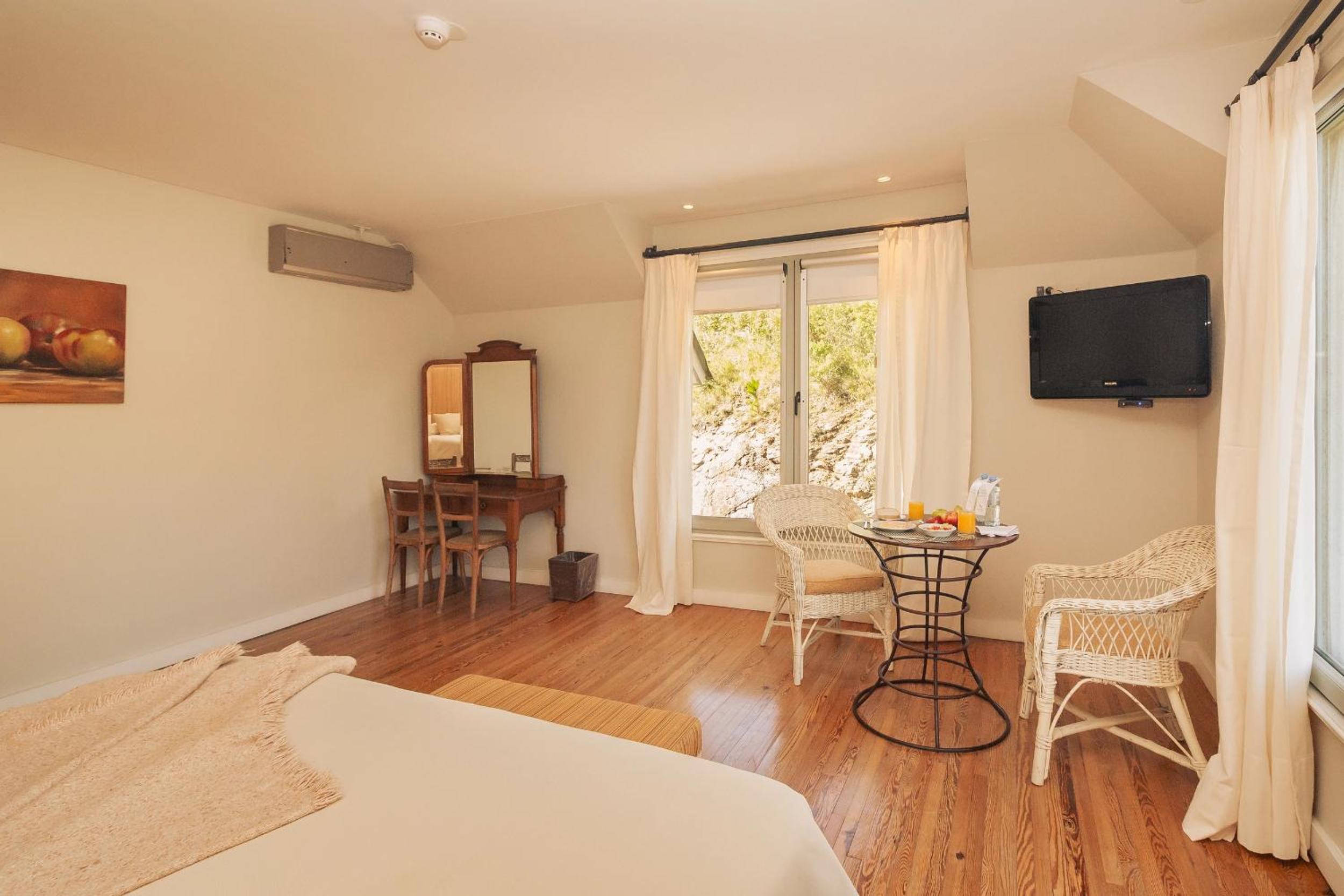 Standard Triple Room photo 2