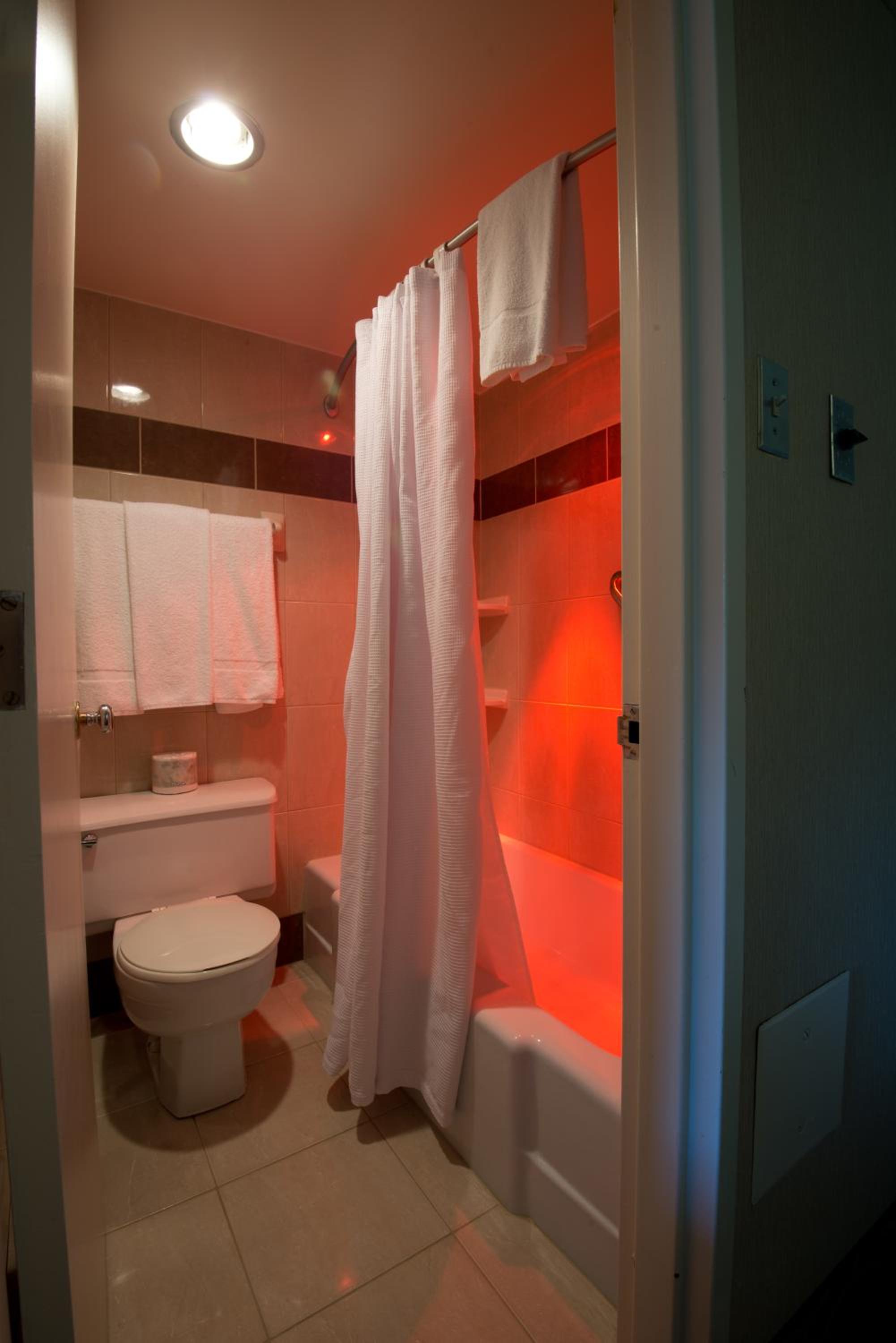 Standard Double Room with Two Double Beds photo 3