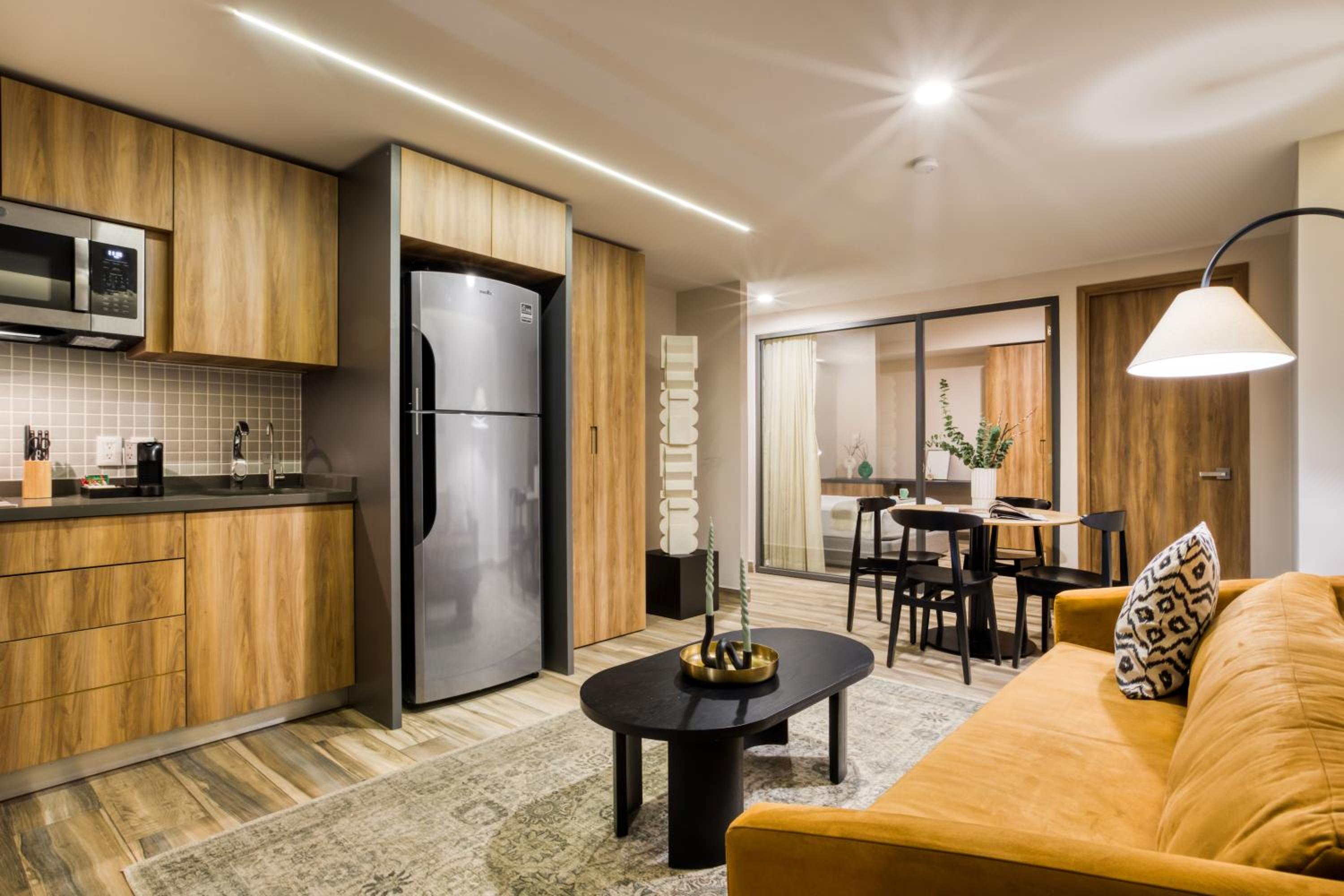 Two-Bedroom Apartment with Balcony - Photo 3