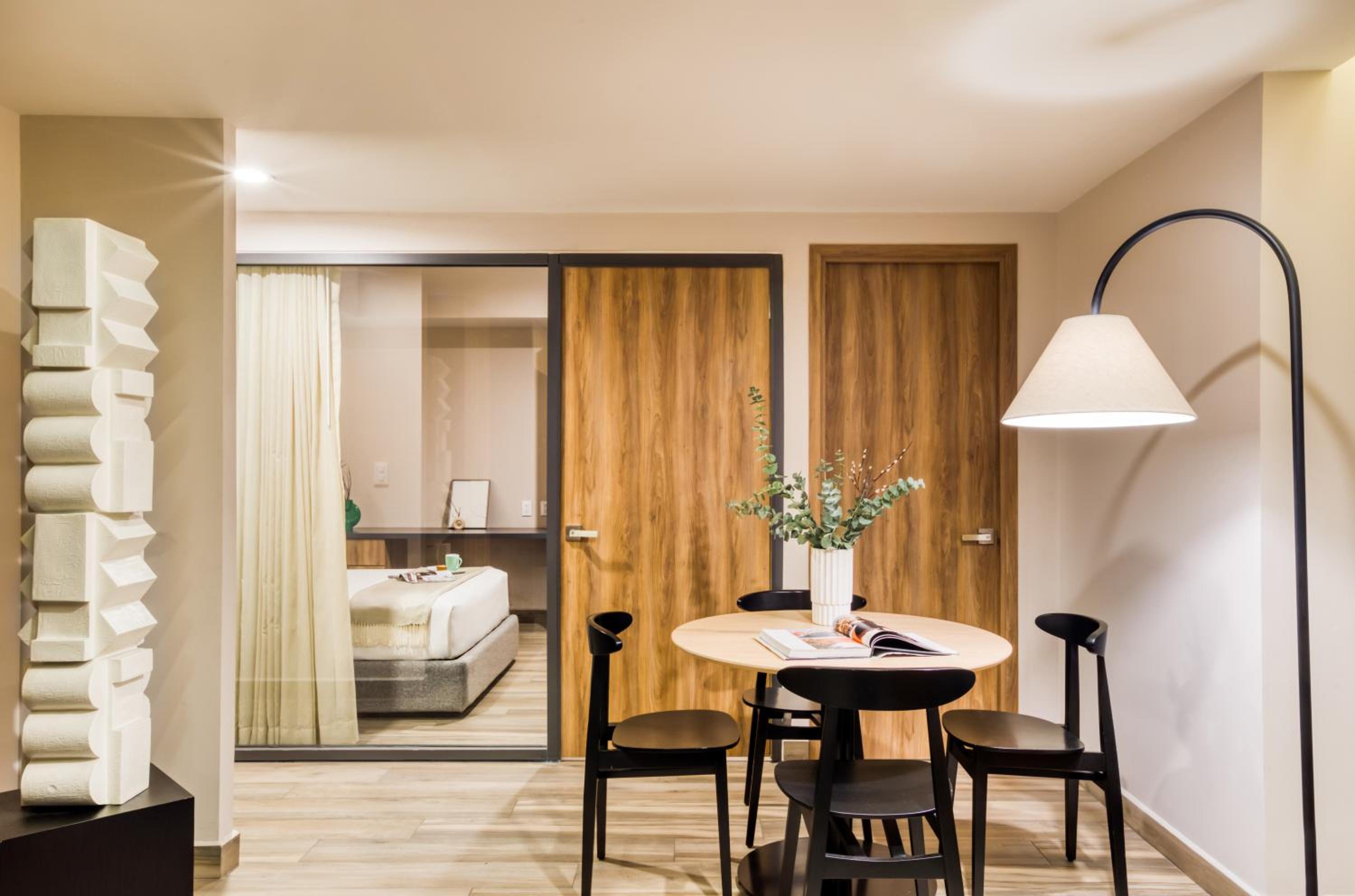 Two-Bedroom Apartment with Balcony - Photo 5