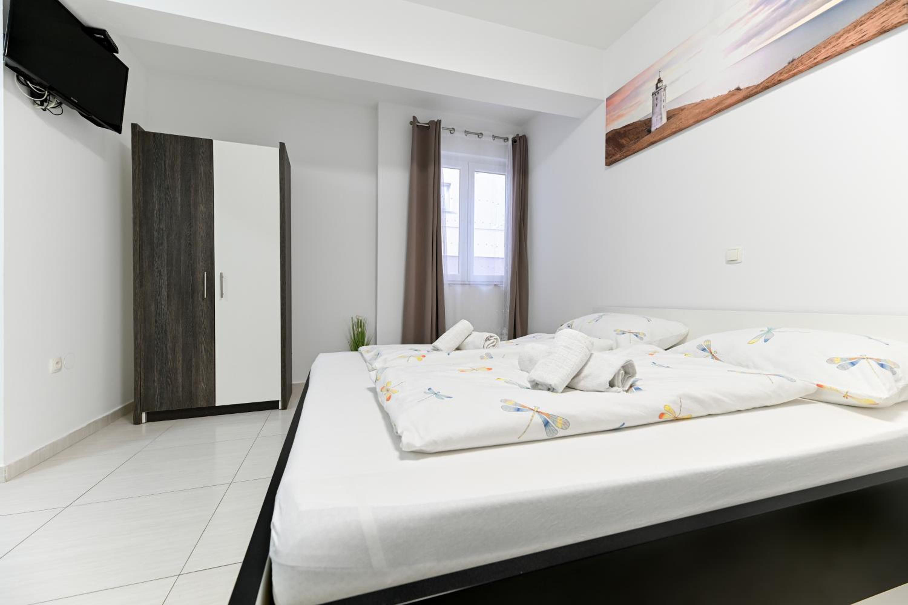 Studio Apartment photo 3