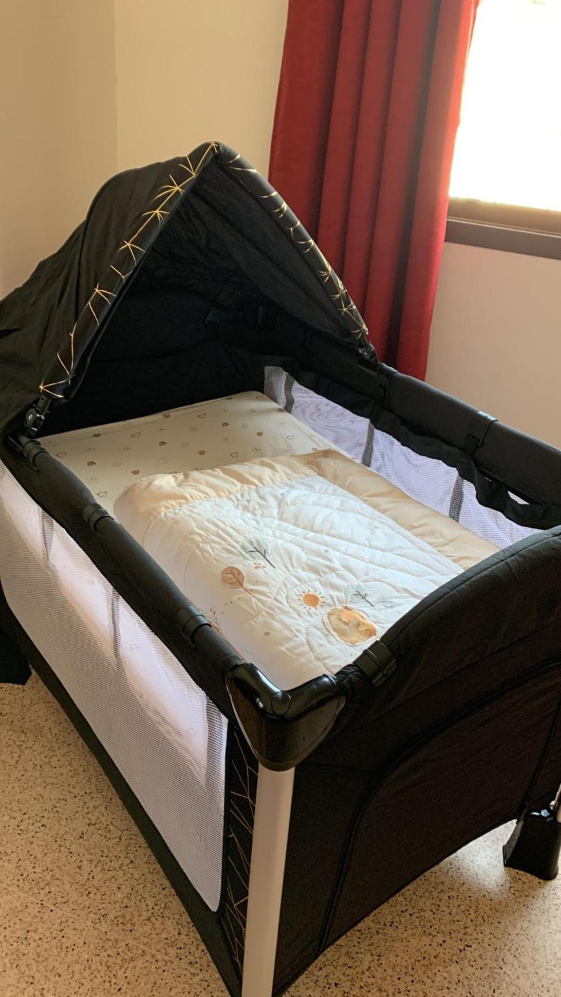 Deluxe Double Room (2 Adults + 1 Child) photo 2