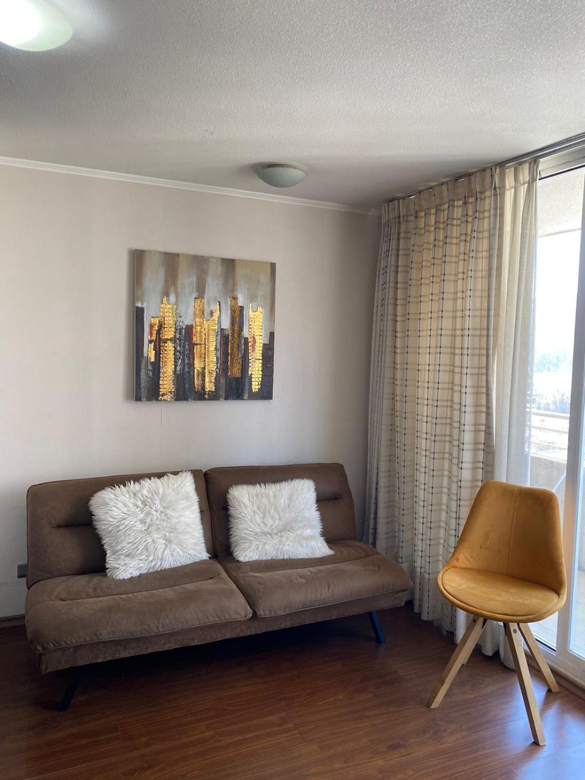One-Bedroom Apartment photo 2