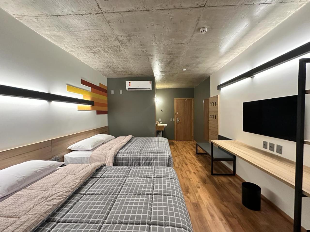 Standard Room with Two Double Beds photo 1