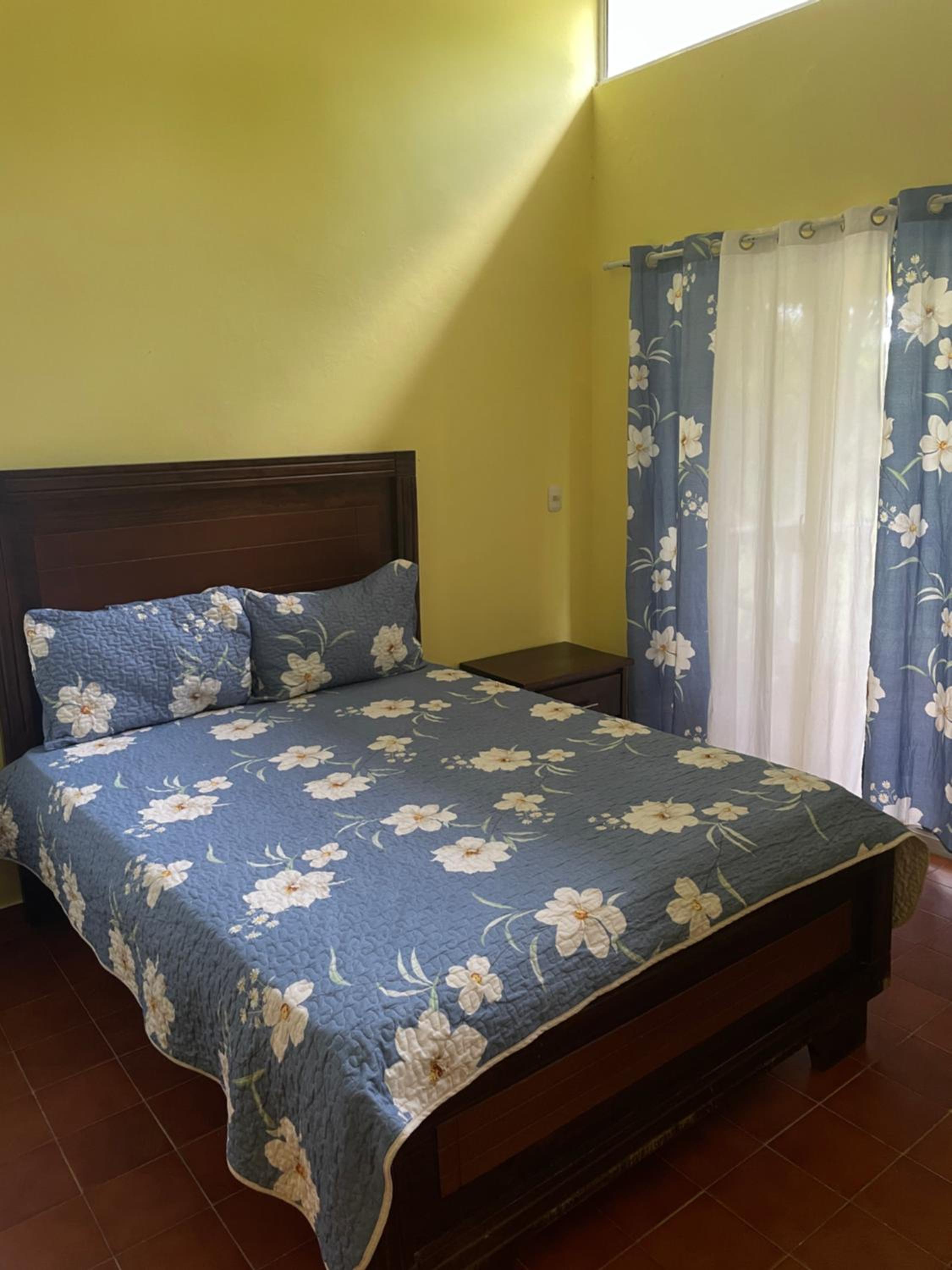 Budget Double Room photo 3
