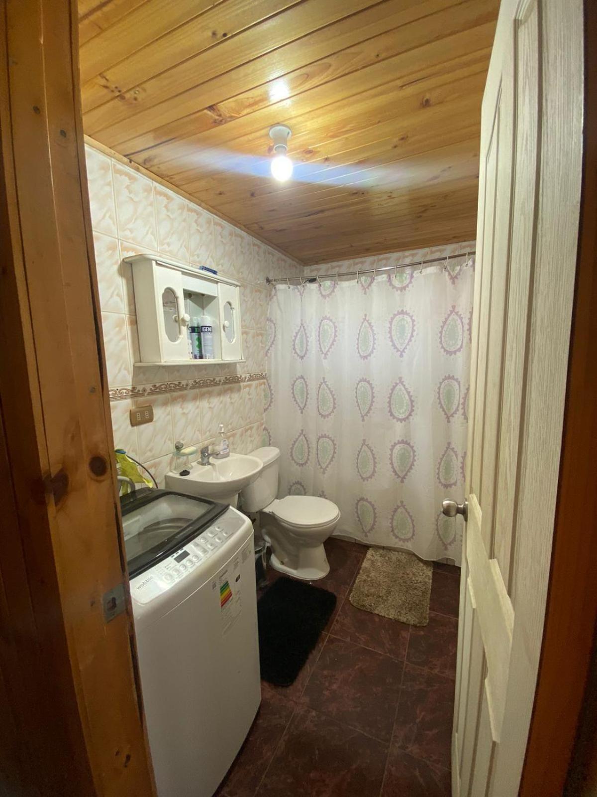 Three-Bedroom House photo 3