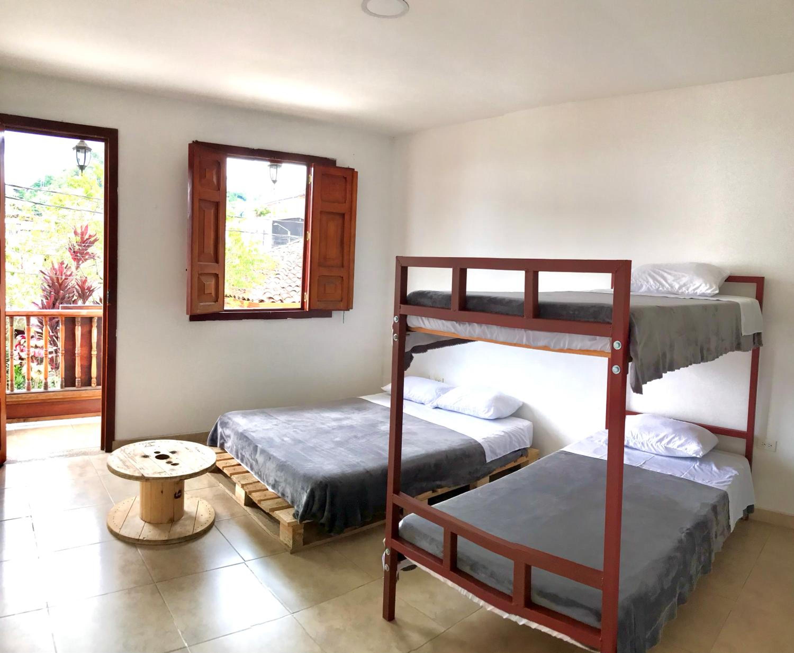 Quadruple Room with Balcony photo 1