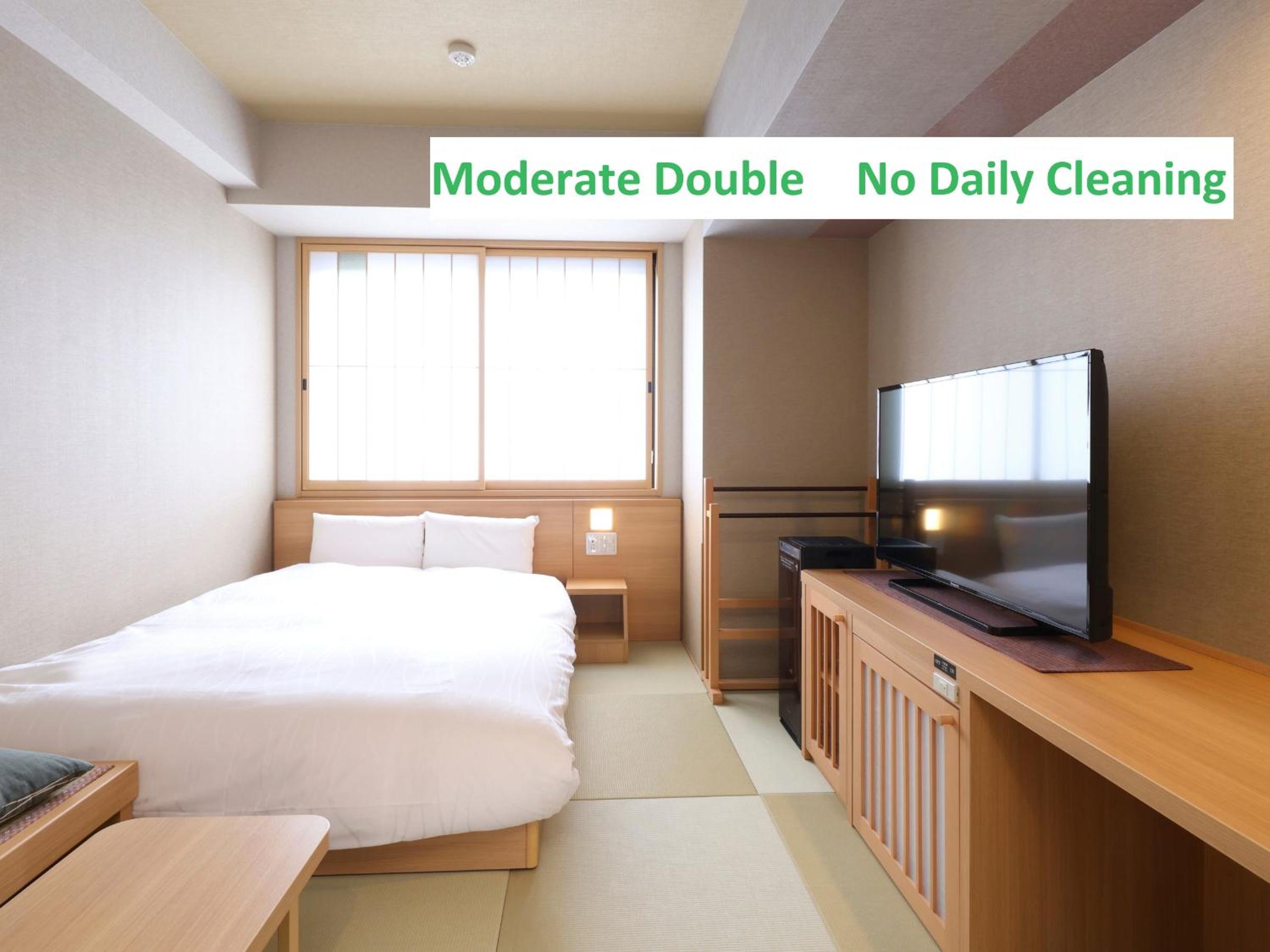 Moderate Double Room - No Daily Cleaning photo 3