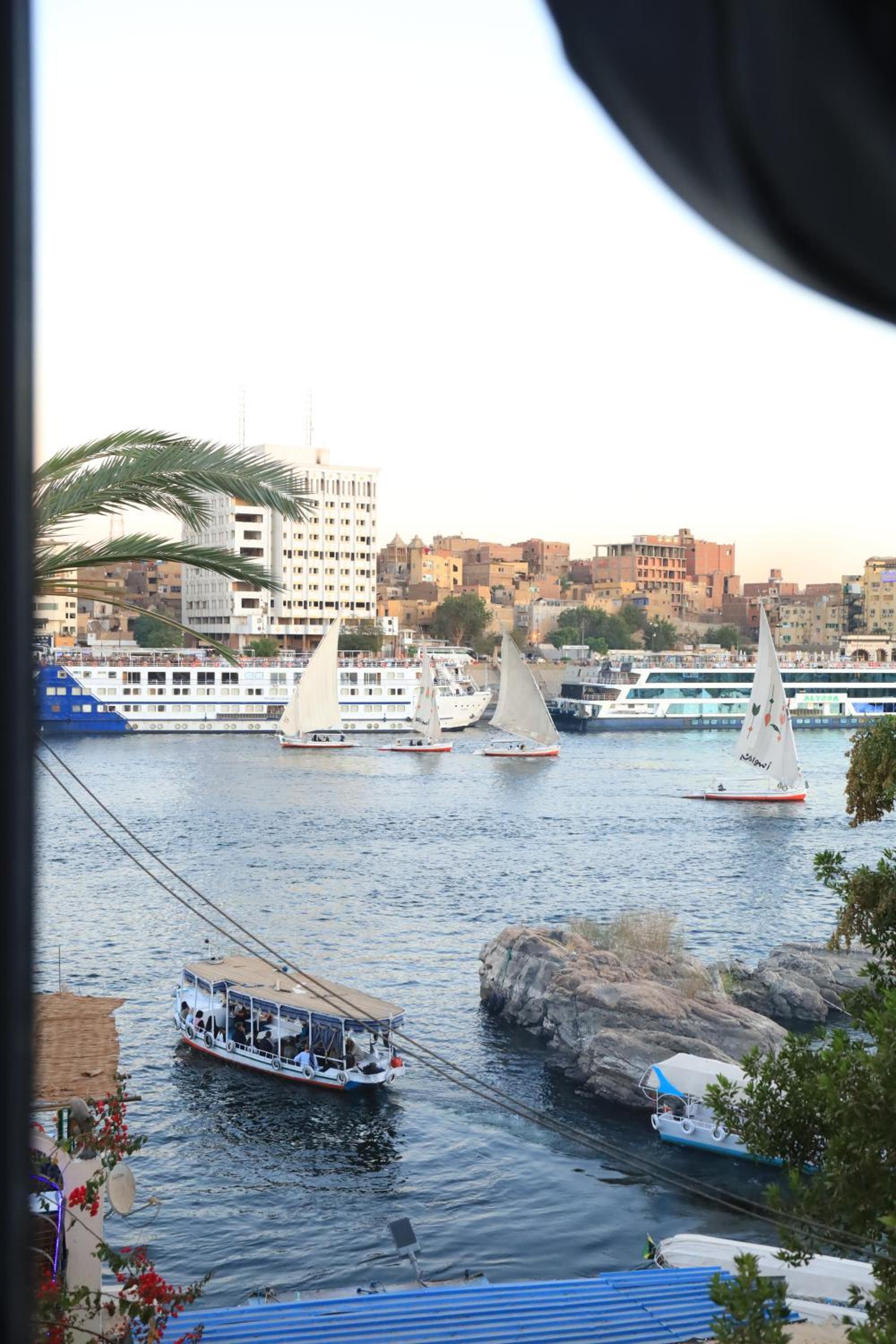 Double or Twin Room with Sea View photo 3