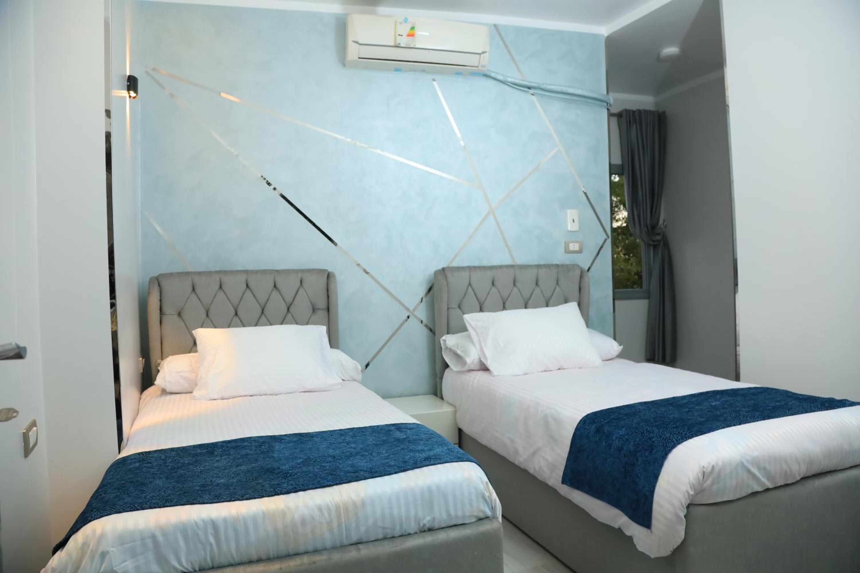 Double or Twin Room with Sea View