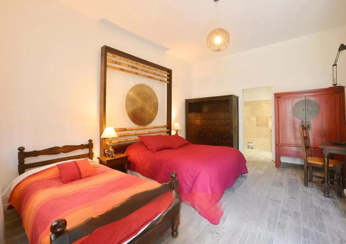 Twin Room - Photo 2