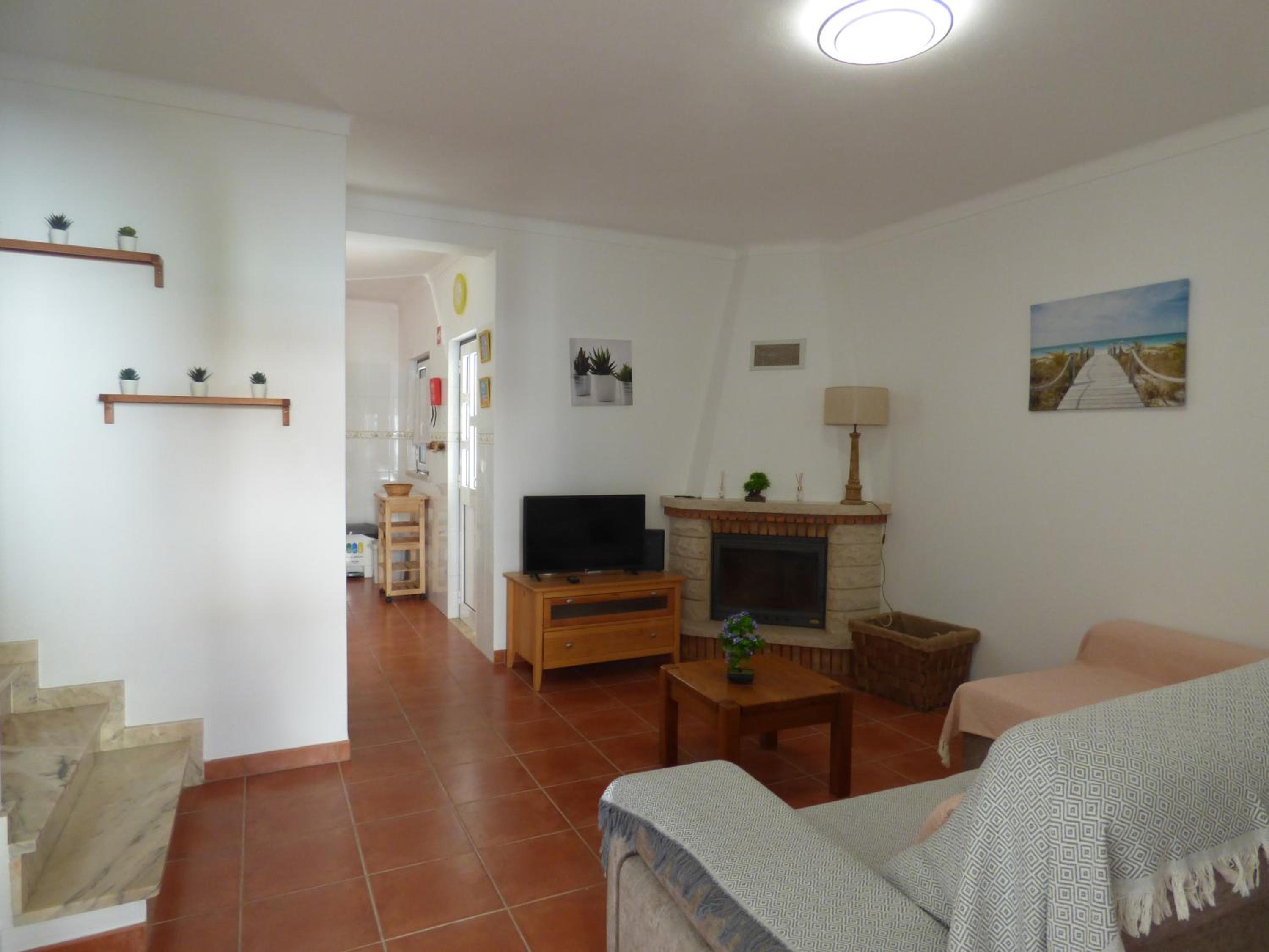 Twin Room with Private External Bathroom photo 1
