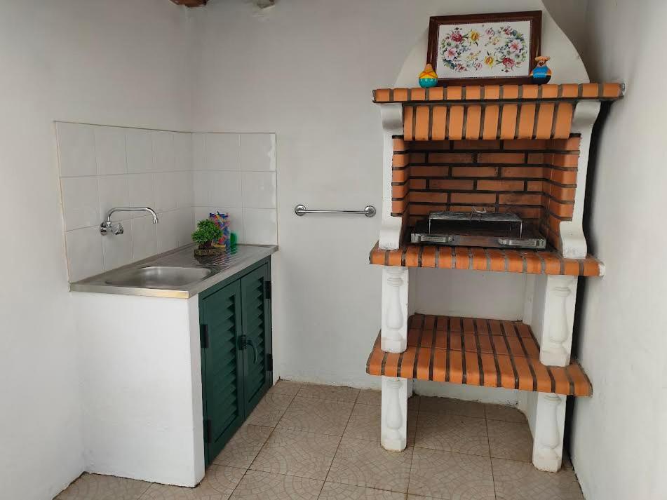Twin Room with Private External Bathroom photo 2