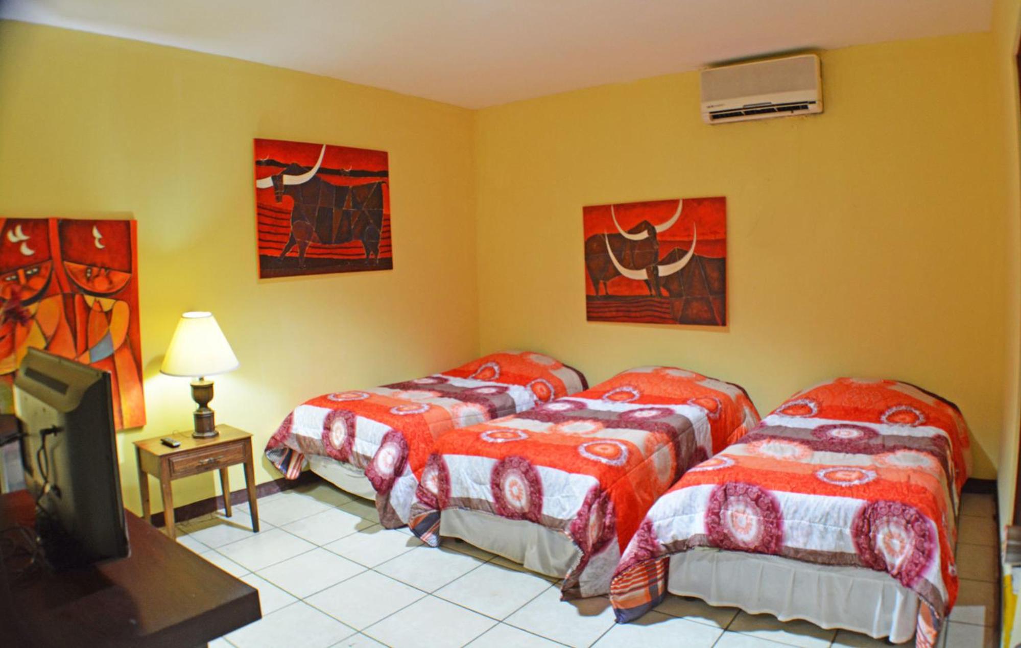 Triple Room photo 2