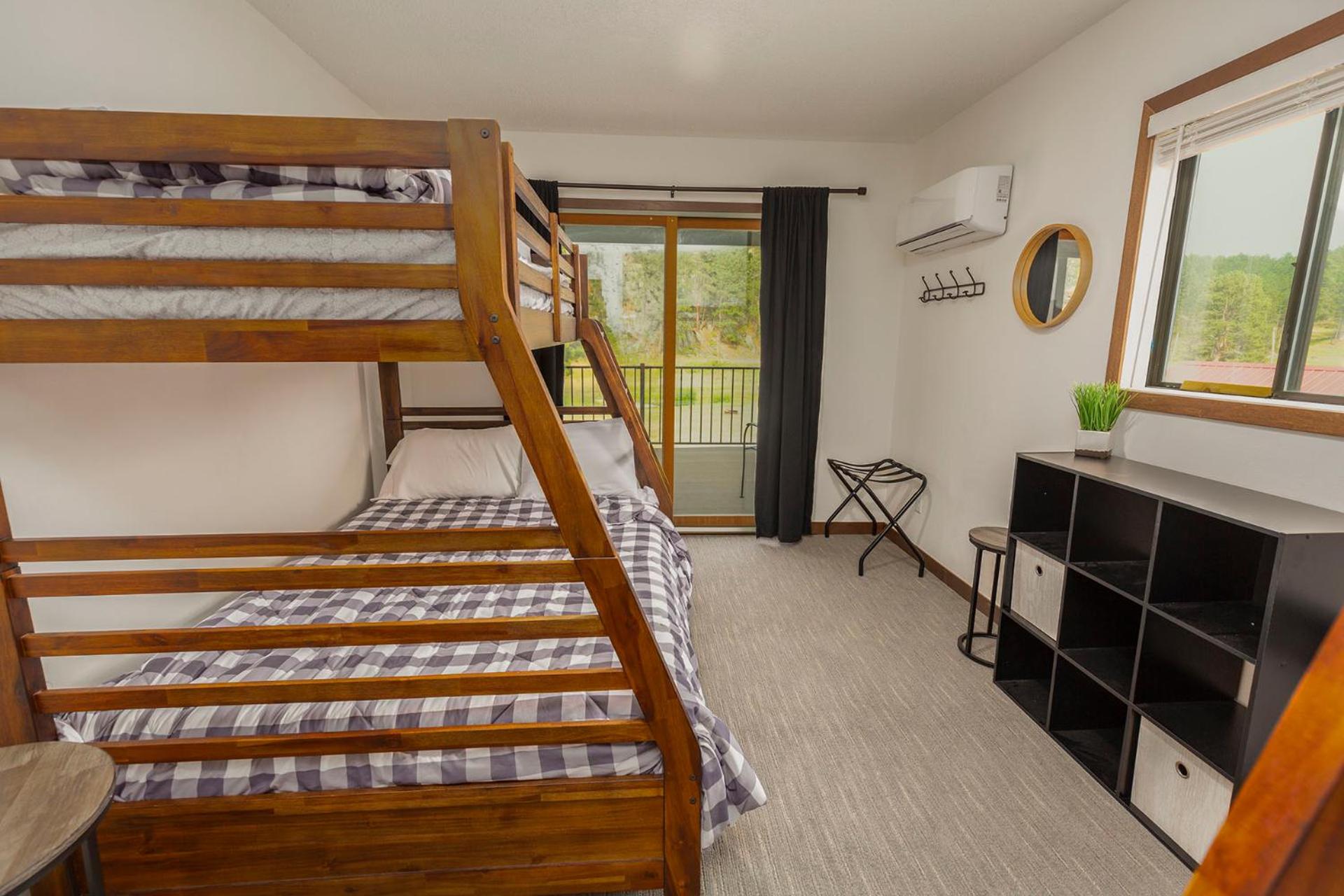 Three-Bedroom House photo 2