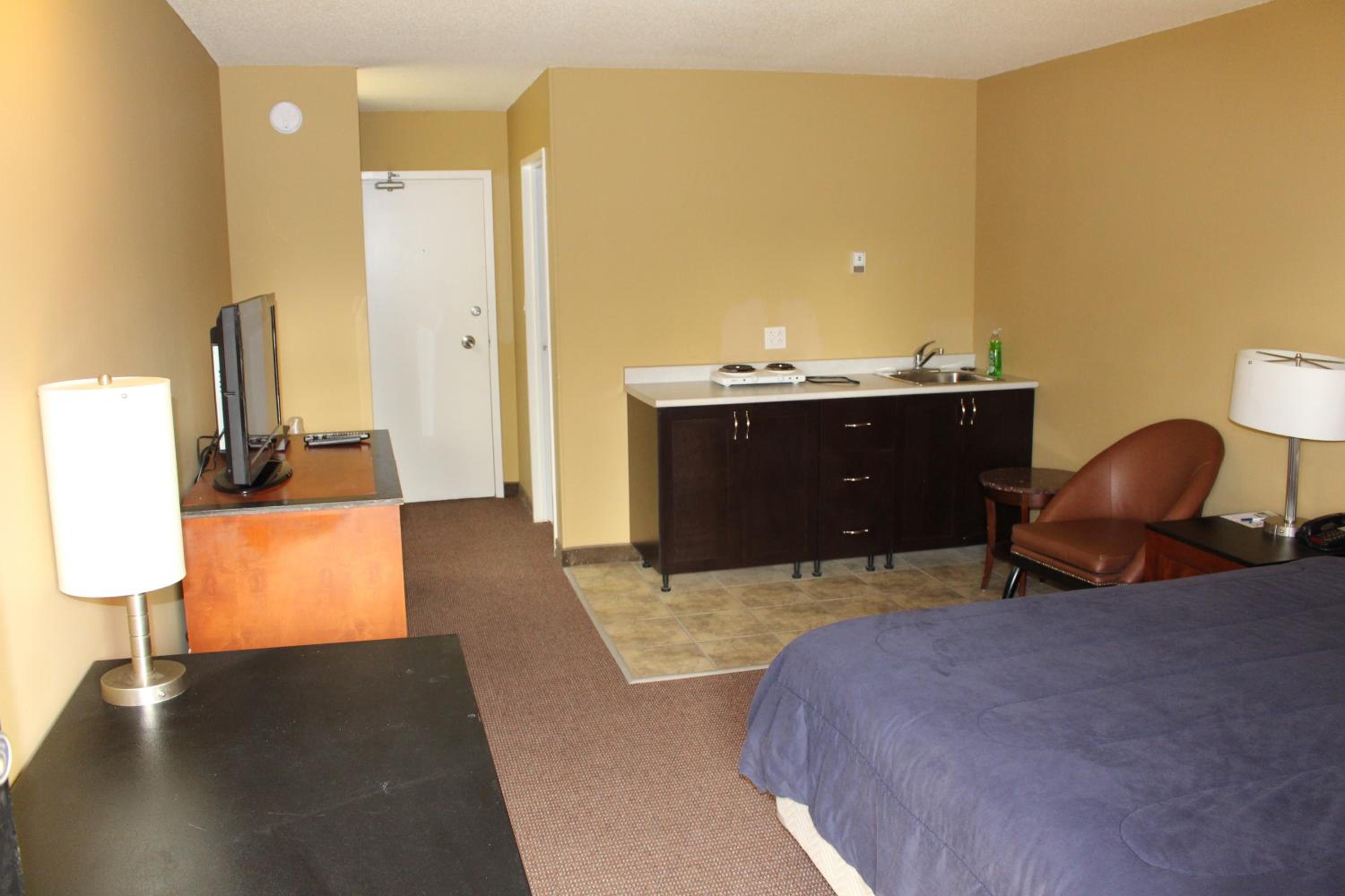 Deluxe Queen Room photo 1
