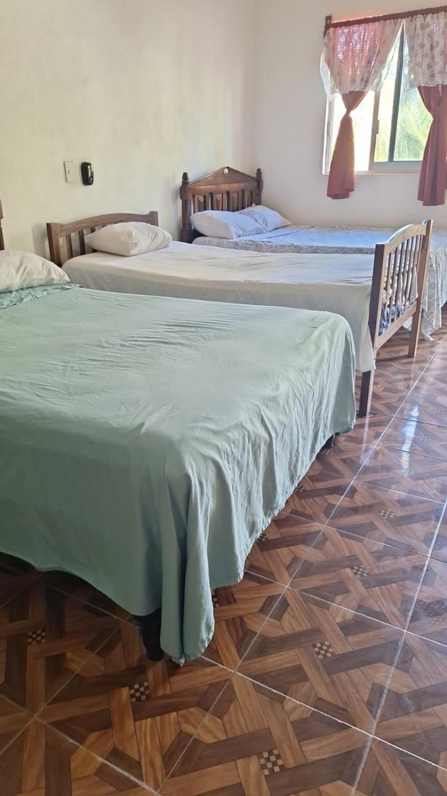 Triple Room with Private Bathroom photo 1