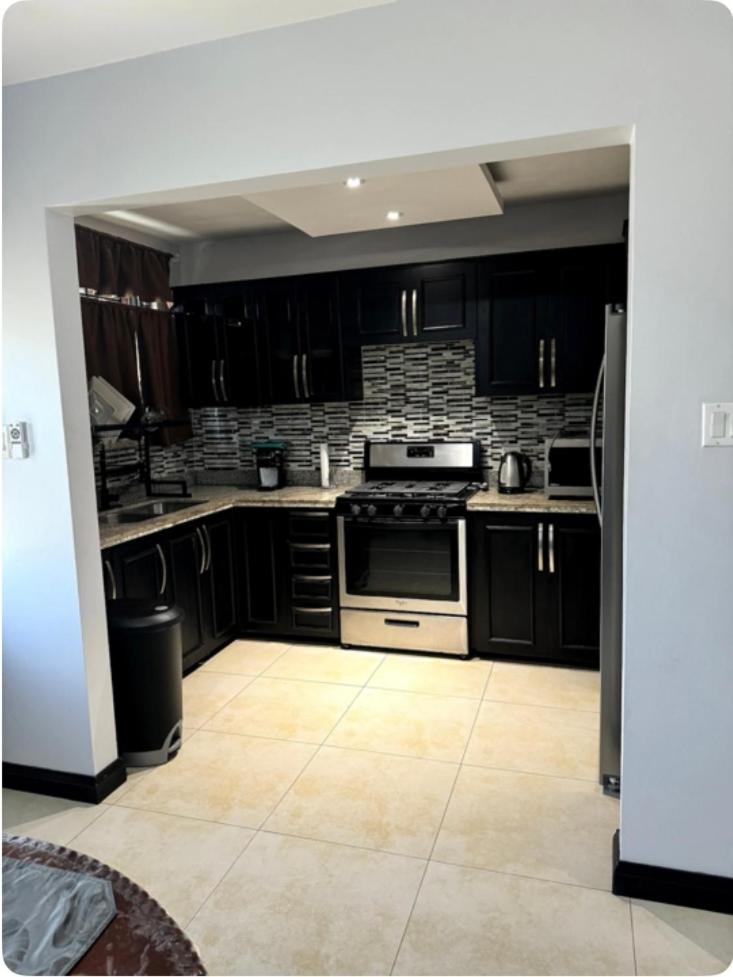 Two-Bedroom Townhouse photo 3