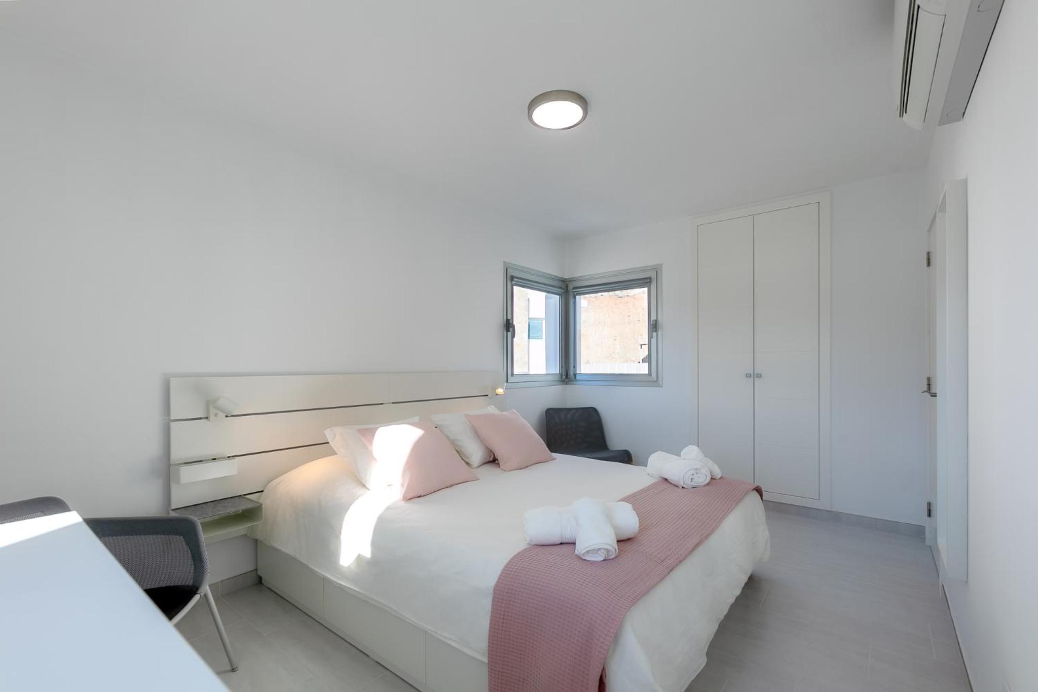 Villa de Tres Habitaciones