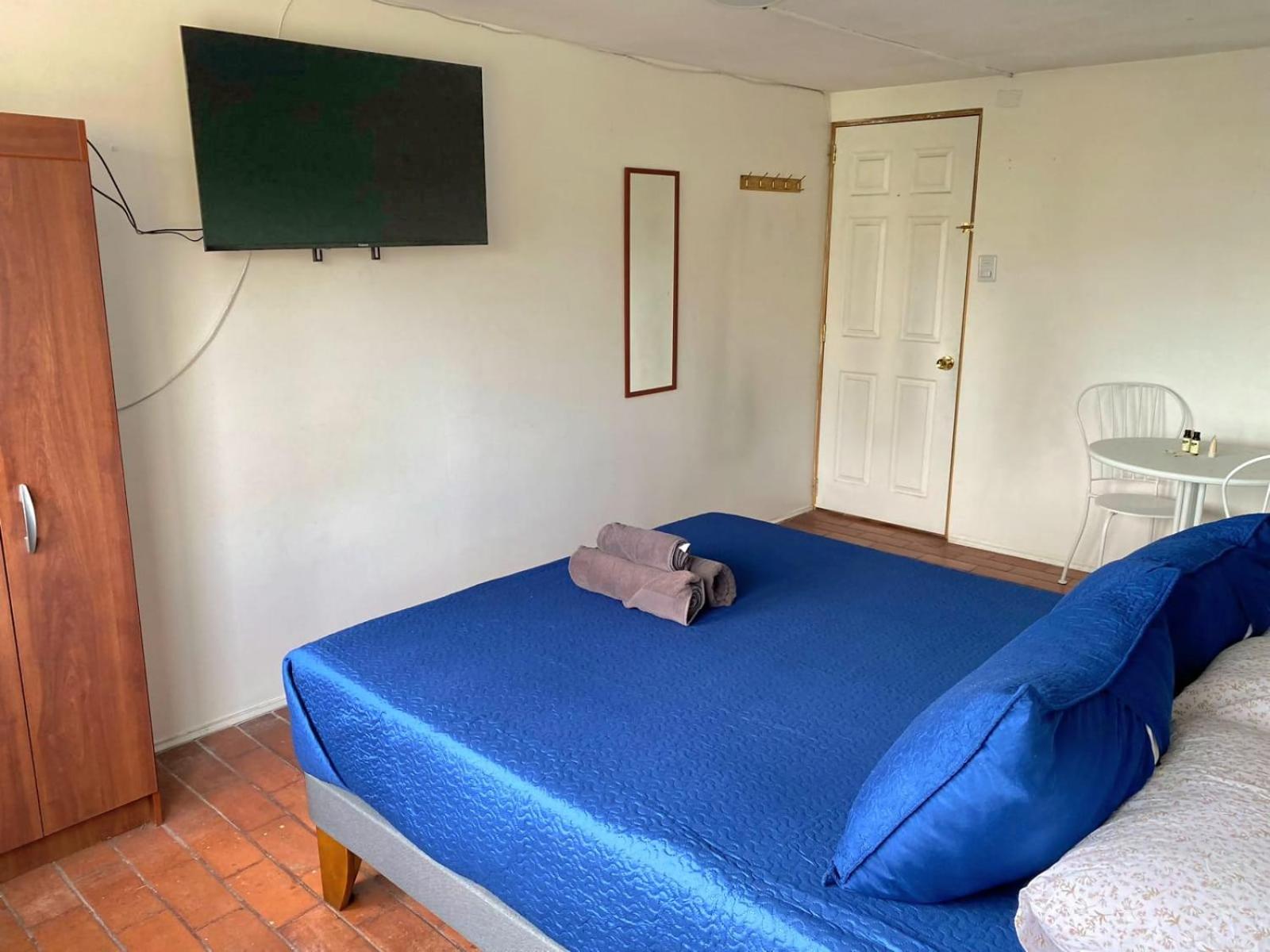 Standard Double Room with Shared Bathroom photo 1