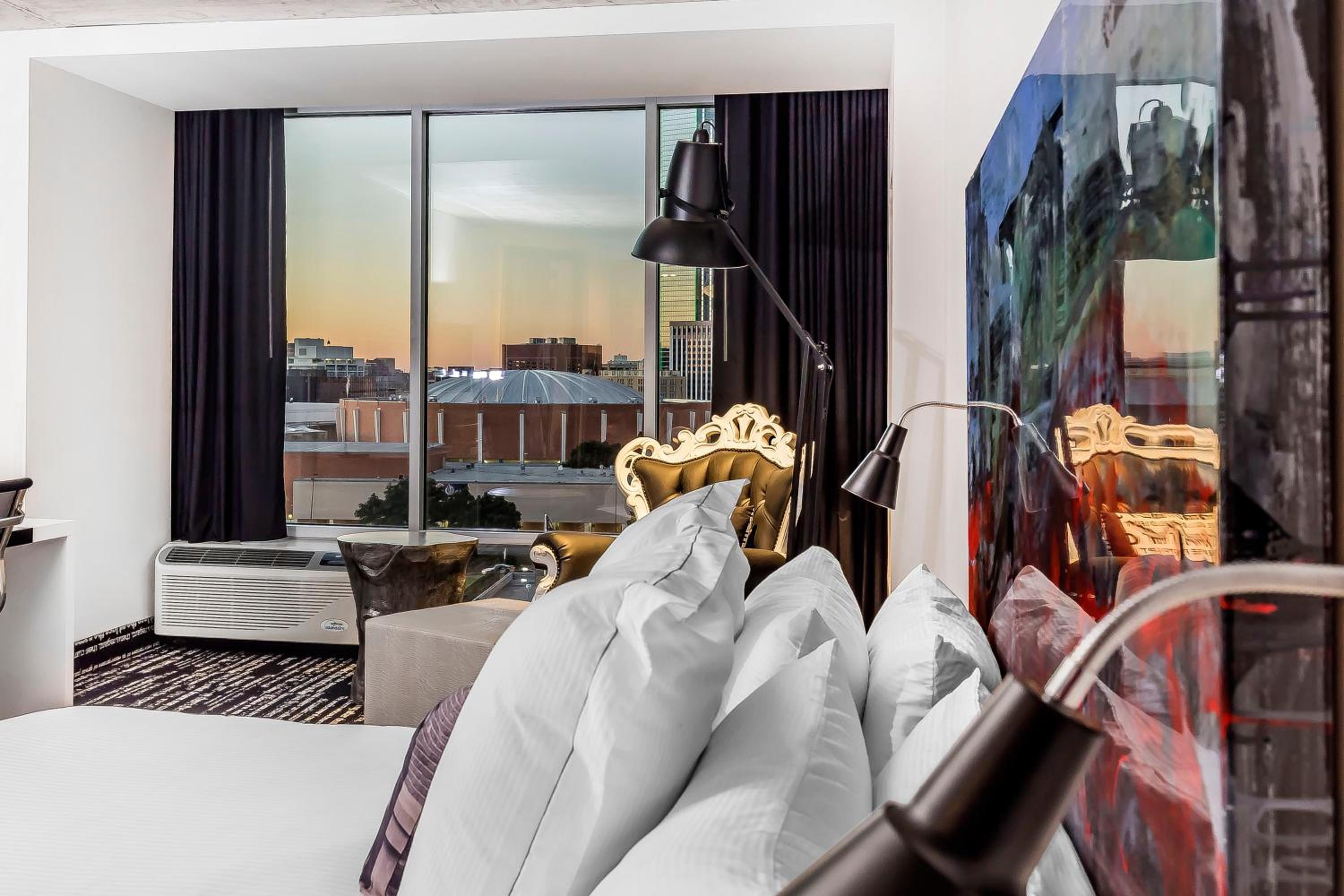 King Room - Hearing Access - Photo 4