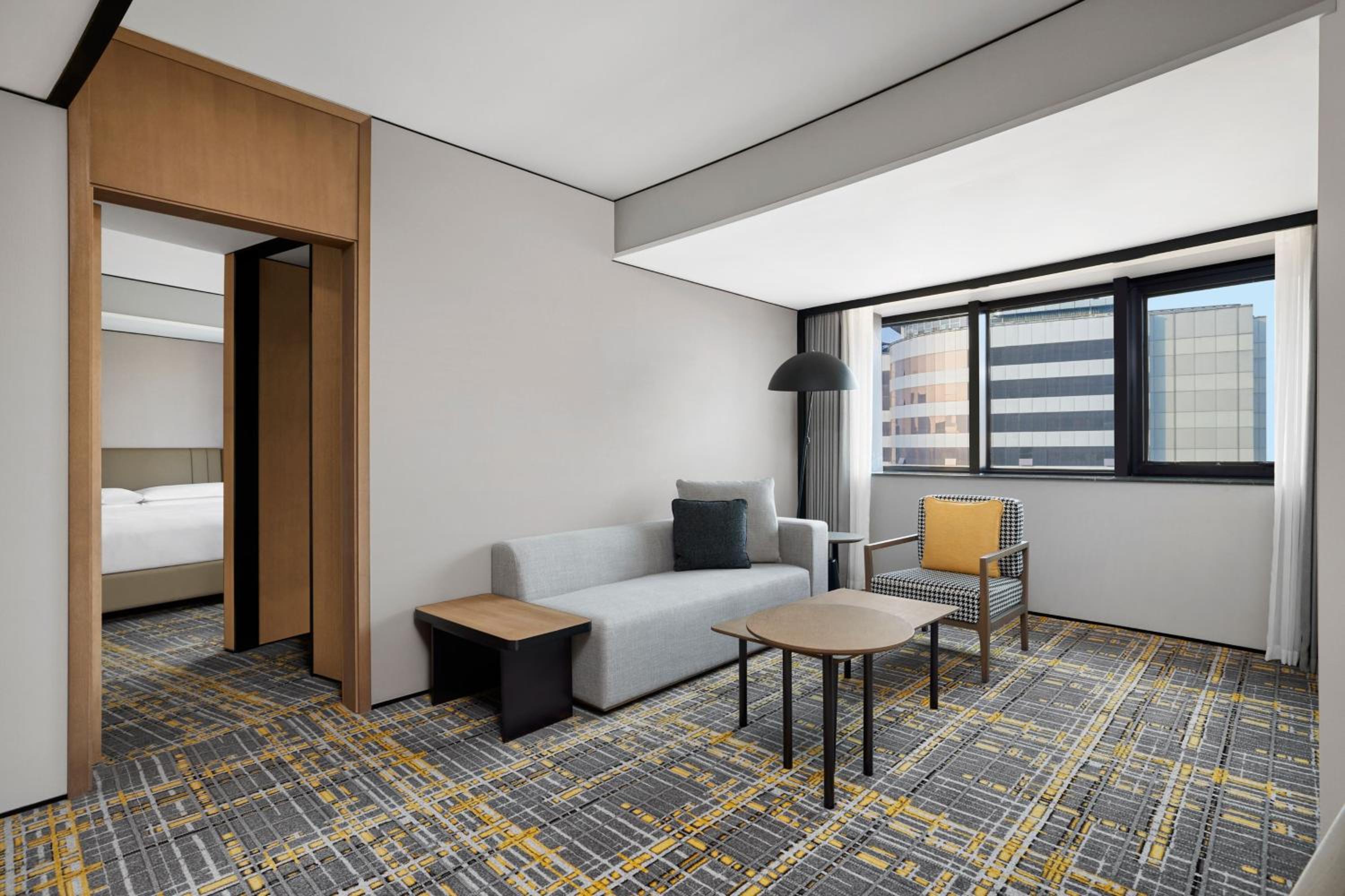 Superior Suite - Photo 8
