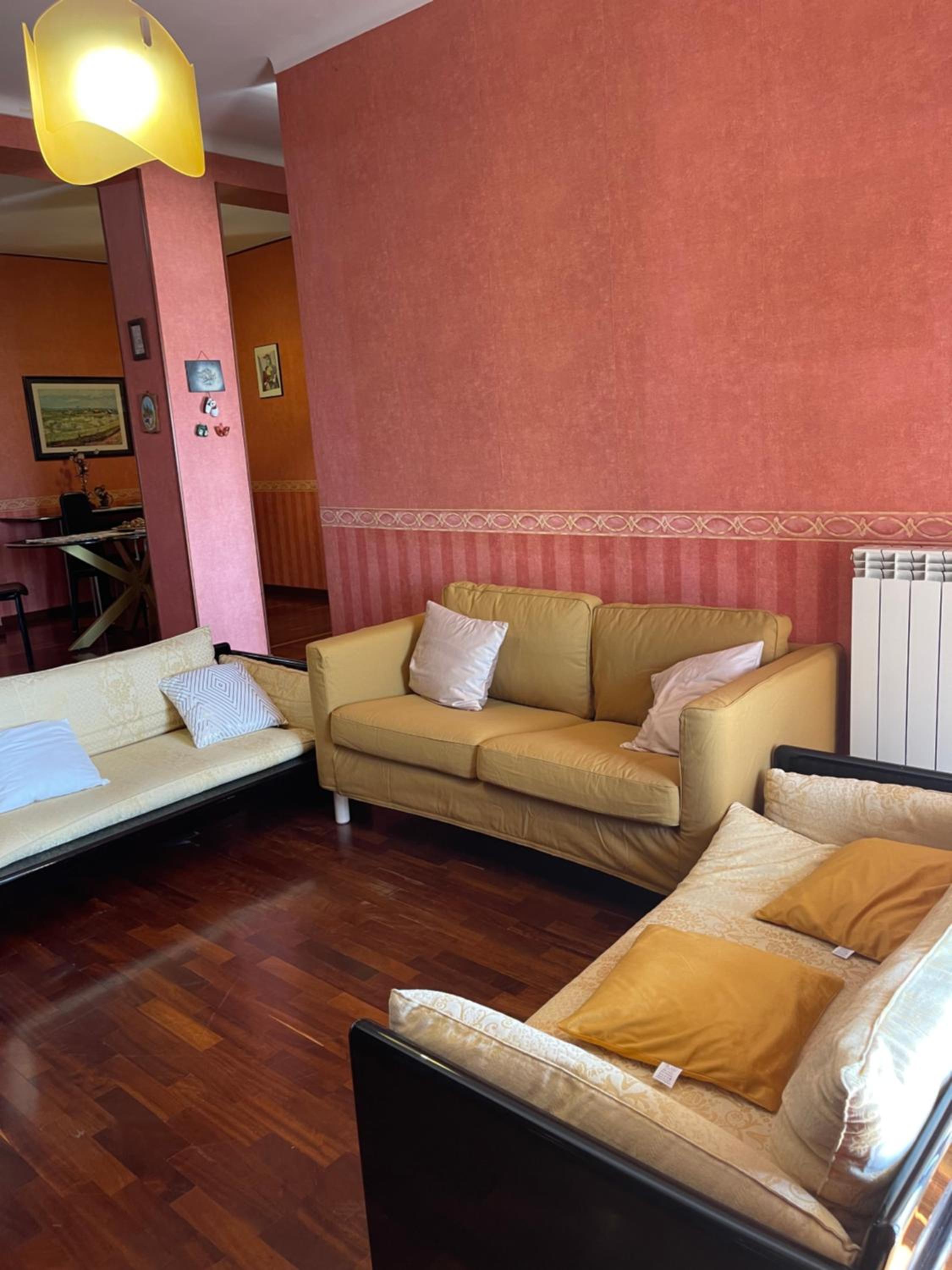 Two-Bedroom Apartment - Photo 21