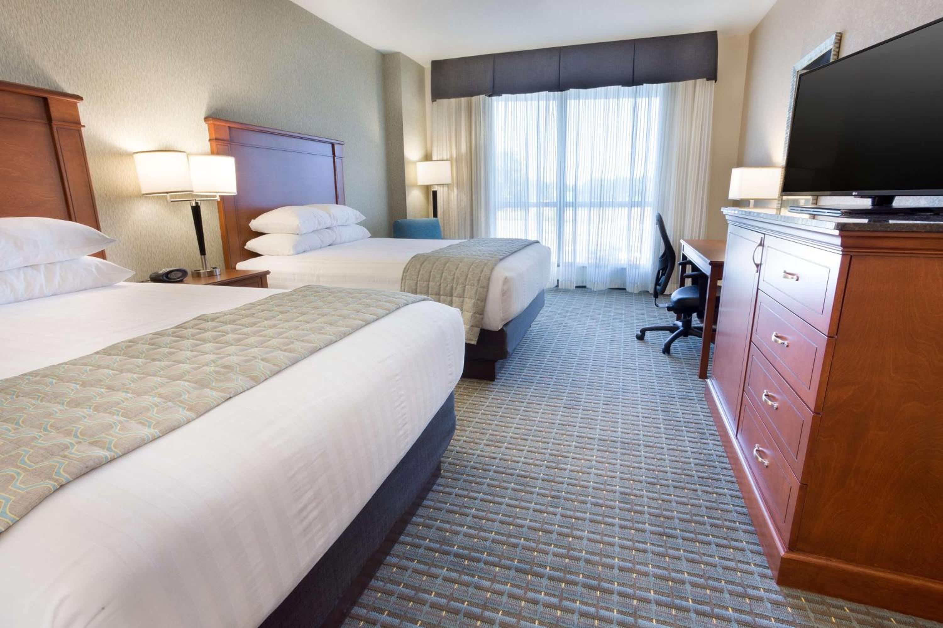Drury Inn & Suites Burlington