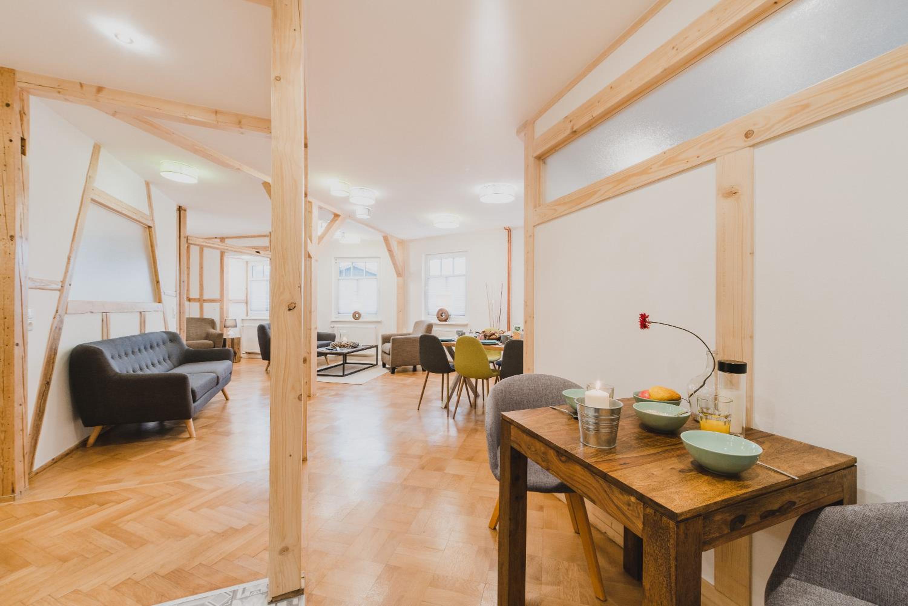 Apartment with Terrace - Photo 9
