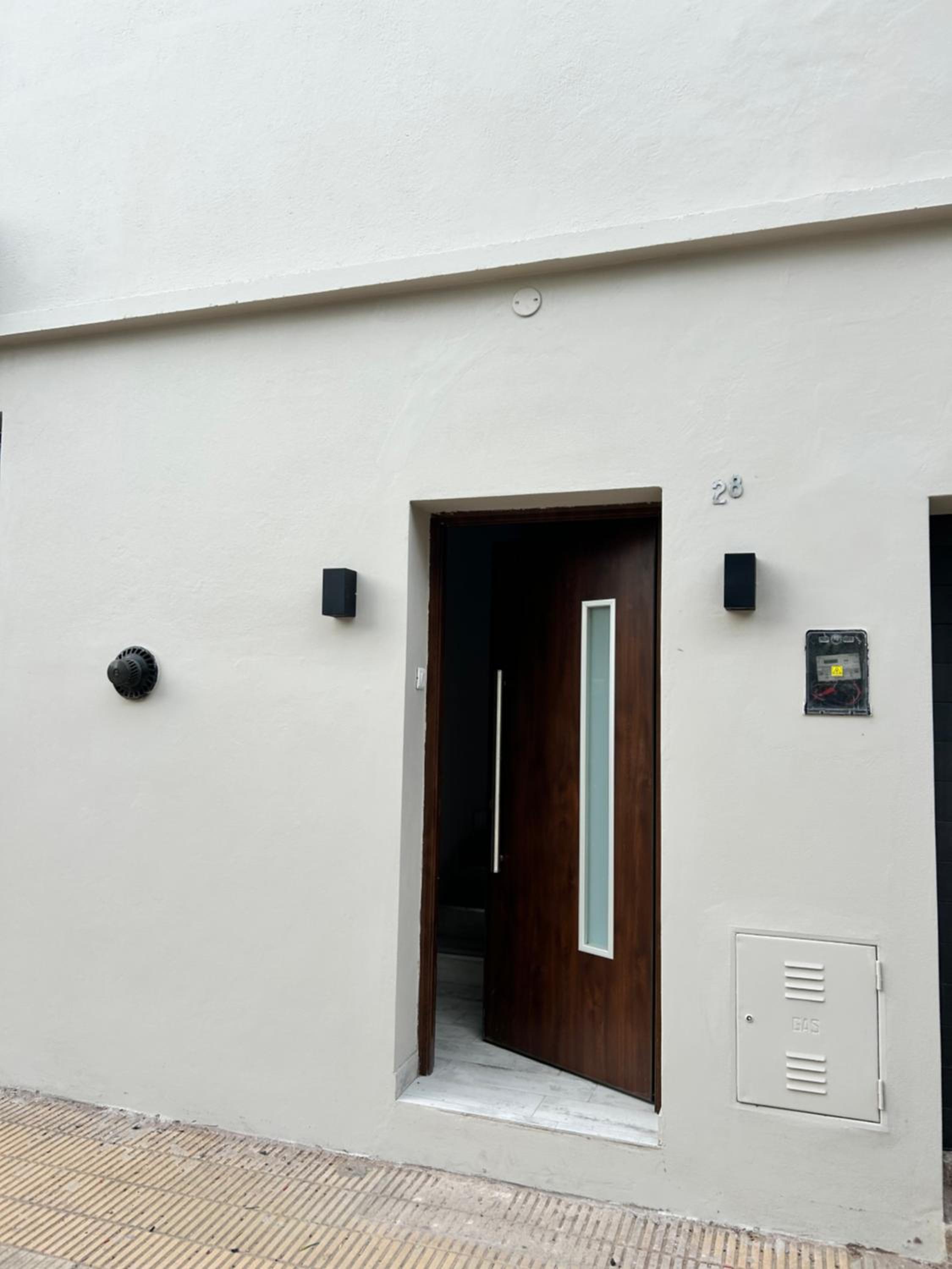 Two-Bedroom House photo 3
