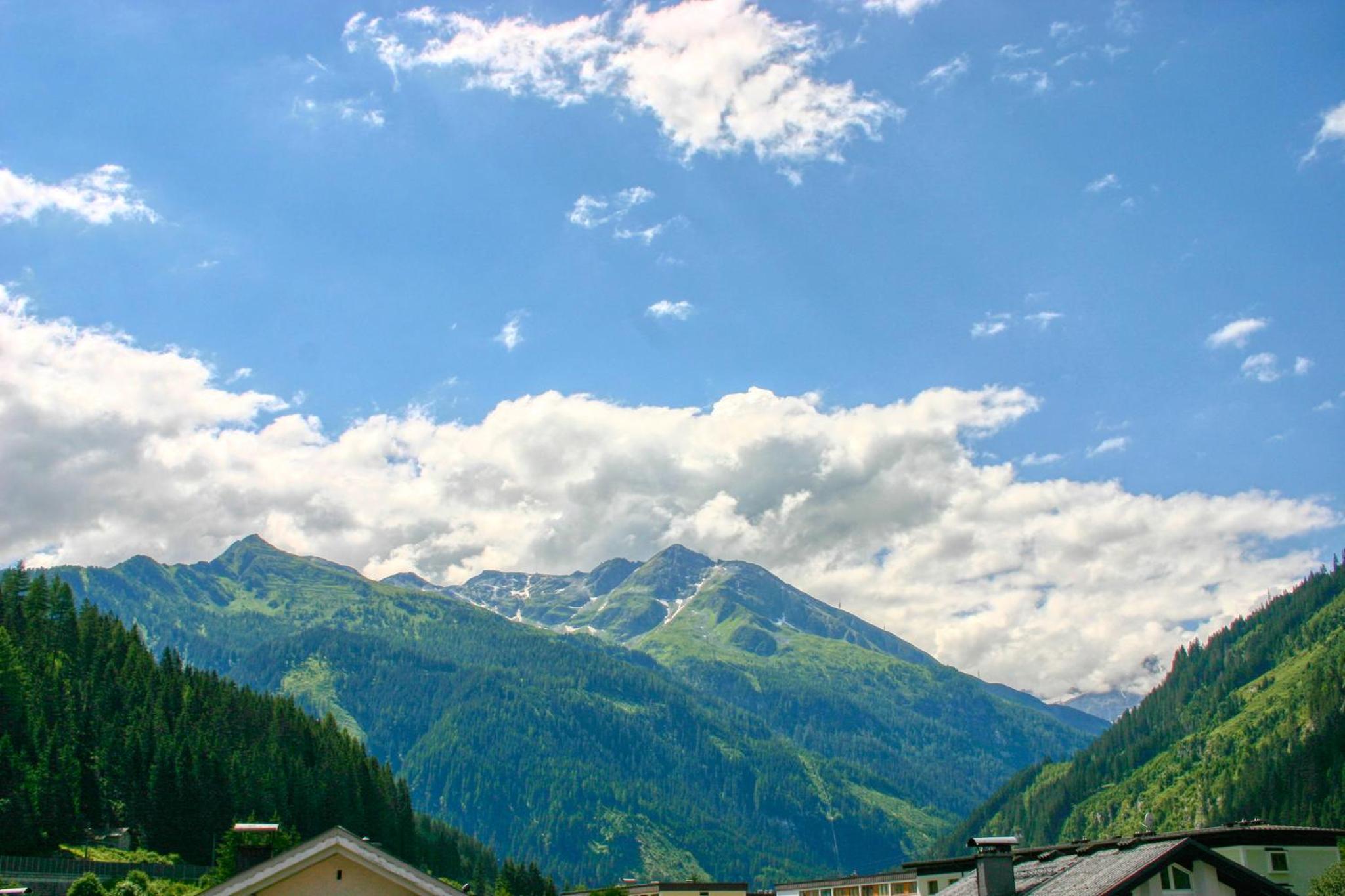 Penthouse Apartment photo 2