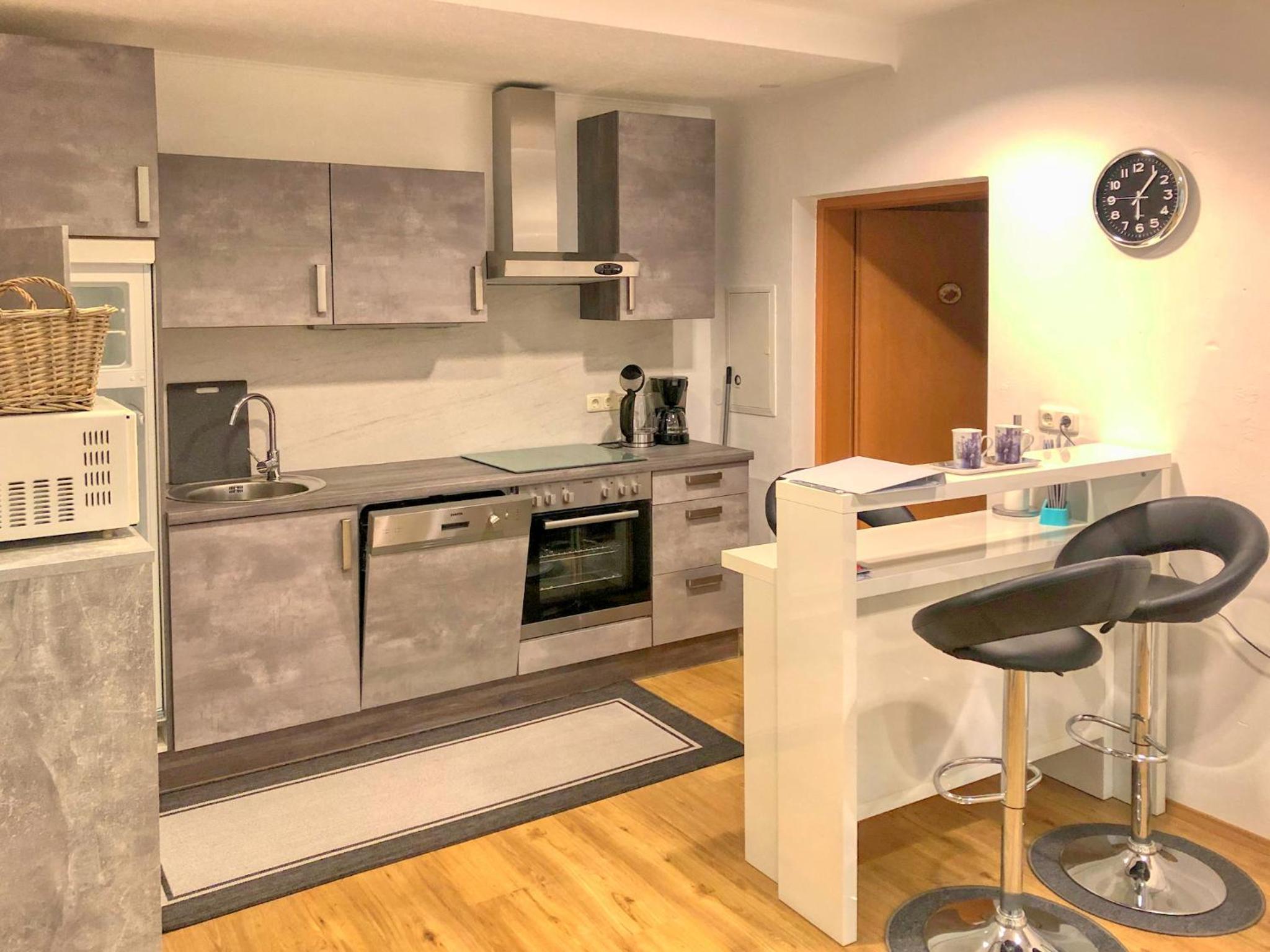Apartment with Mountain View photo 3