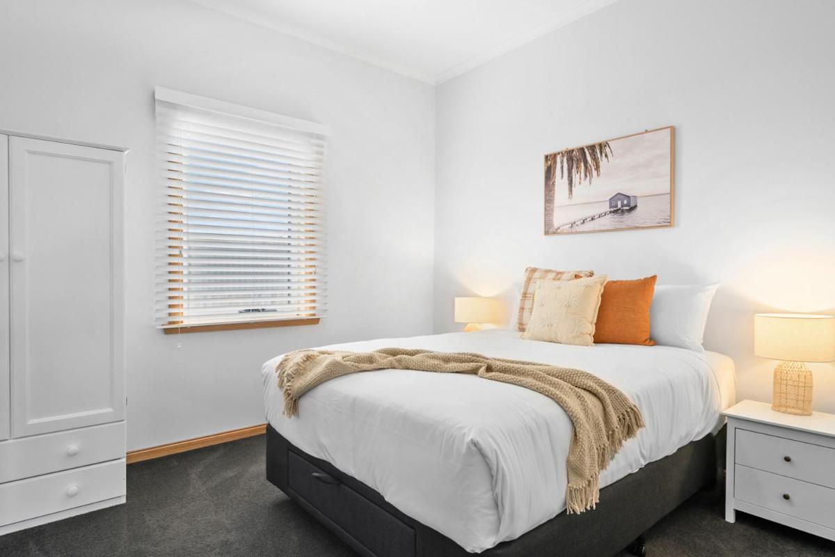 Four-Bedroom House photo 1
