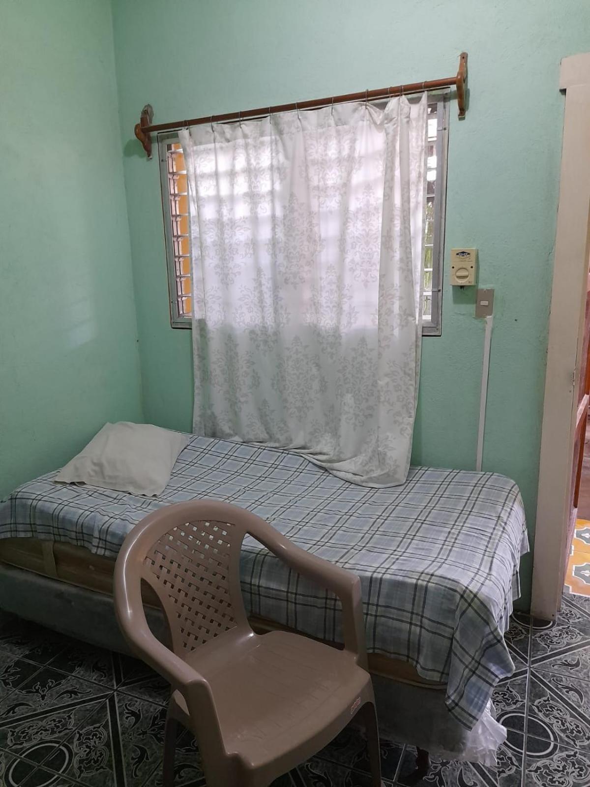 Twin Room With Private Bathroom photo 2