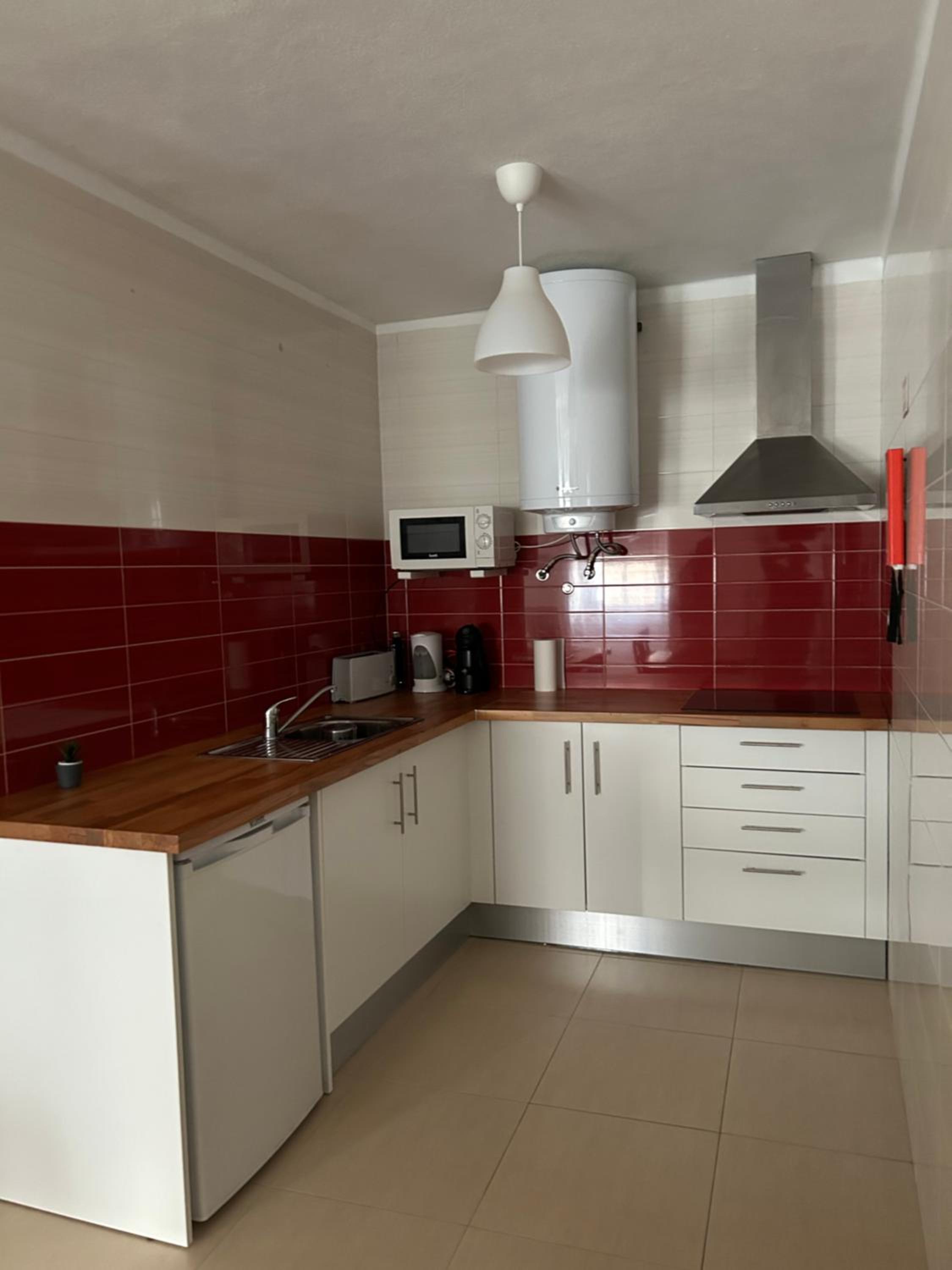 One-Bedroom Apartment - Photo 13