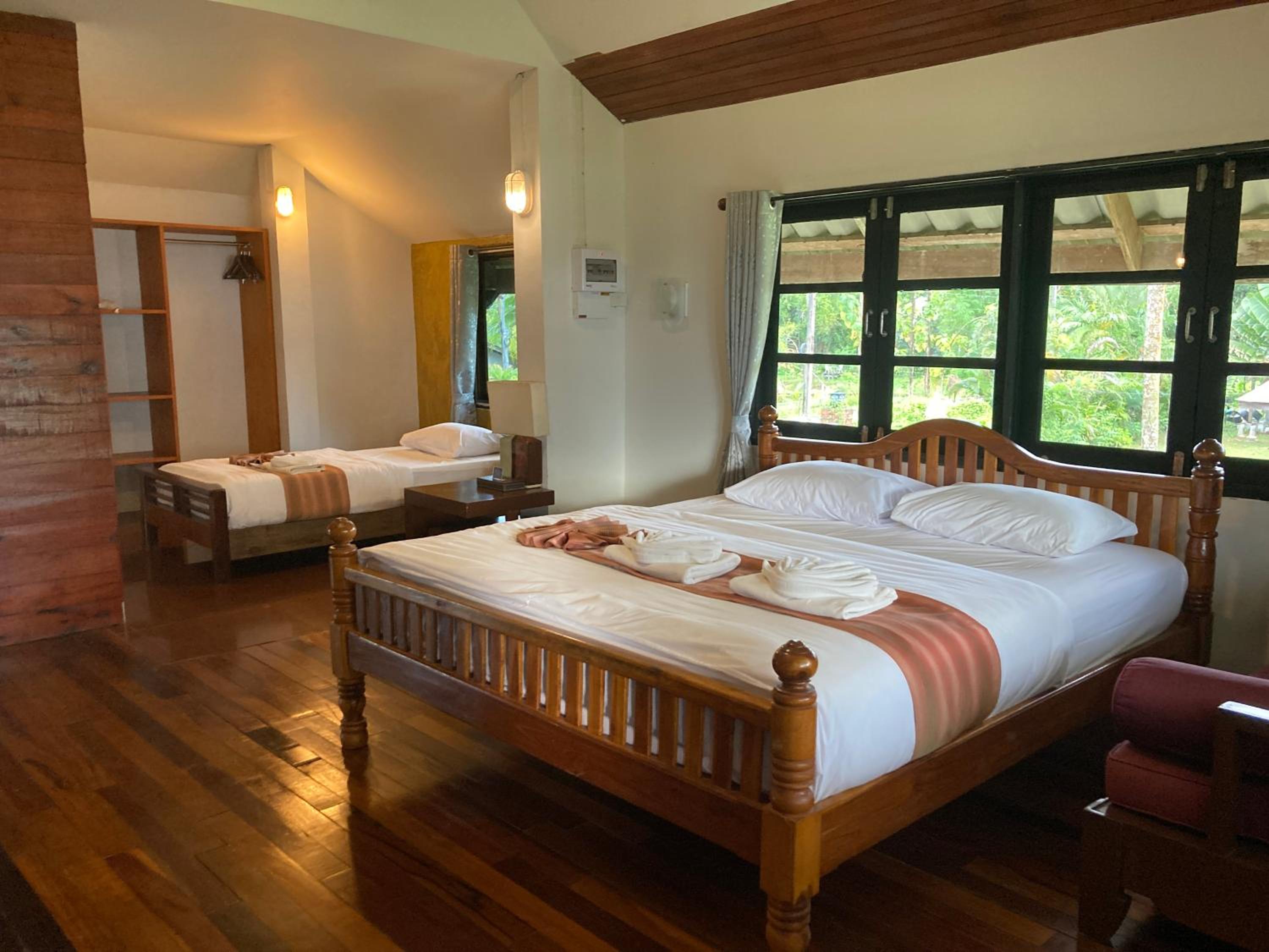 Deluxe Double Or Twin Room With Ocean View