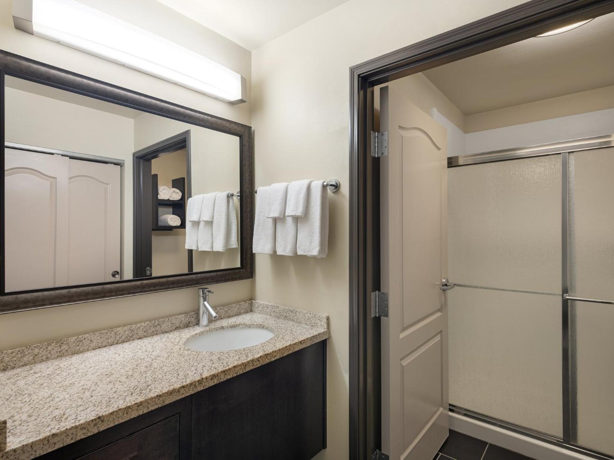 King Studio Suite photo 3