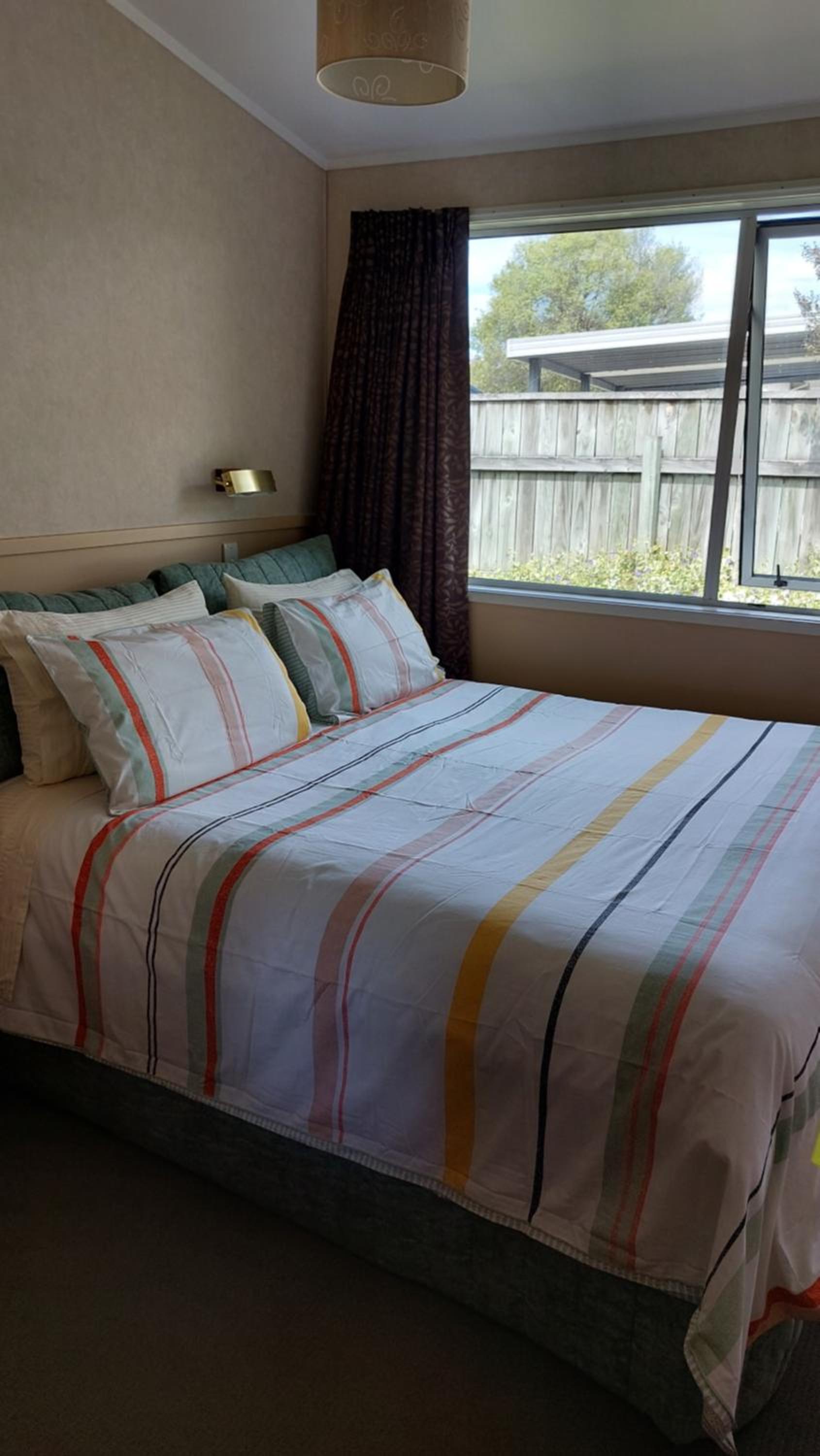 Queen Room photo 1
