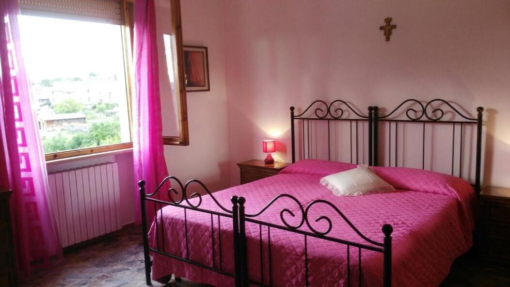 Double Room - Photo 11