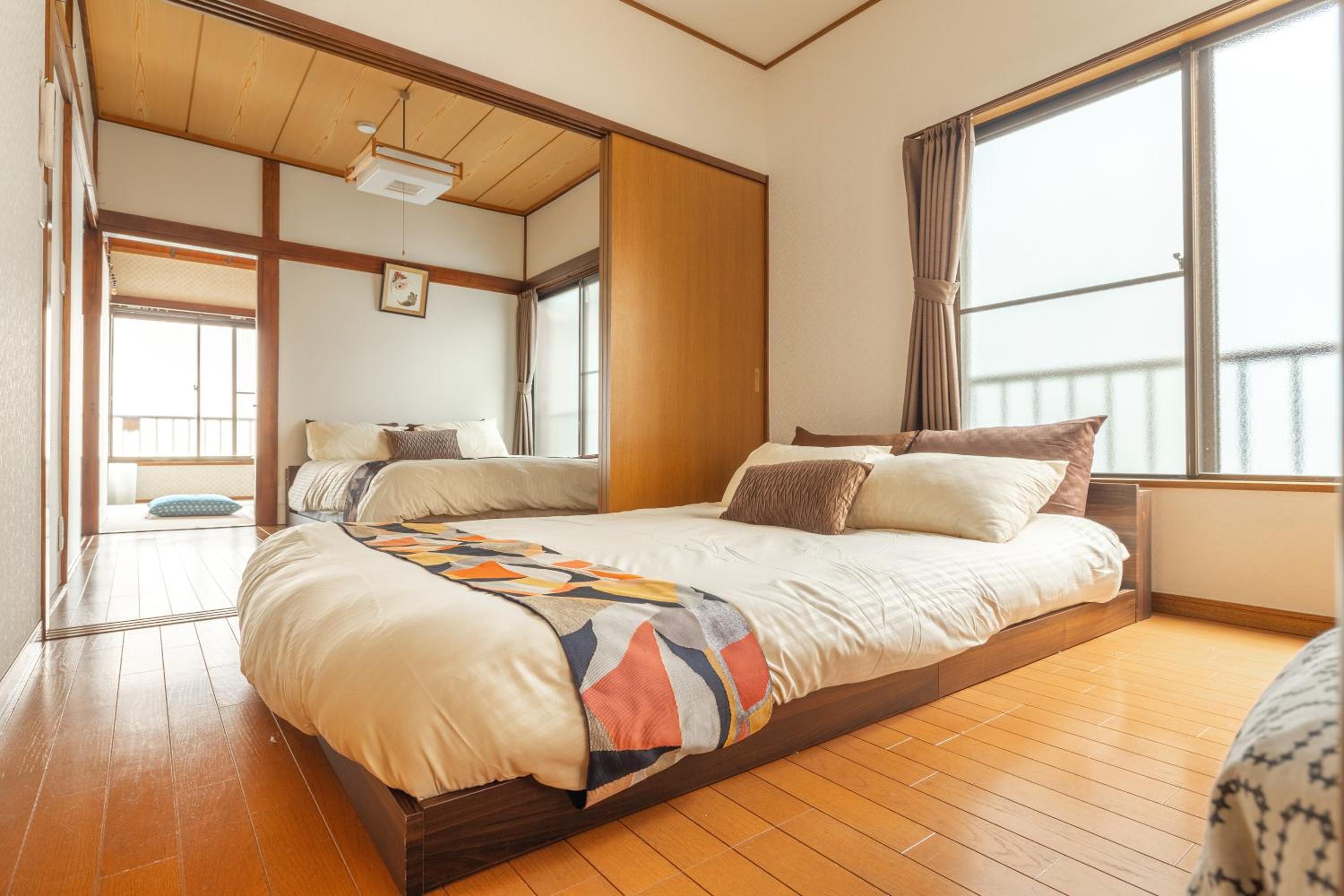 Three-Bedroom House photo 2