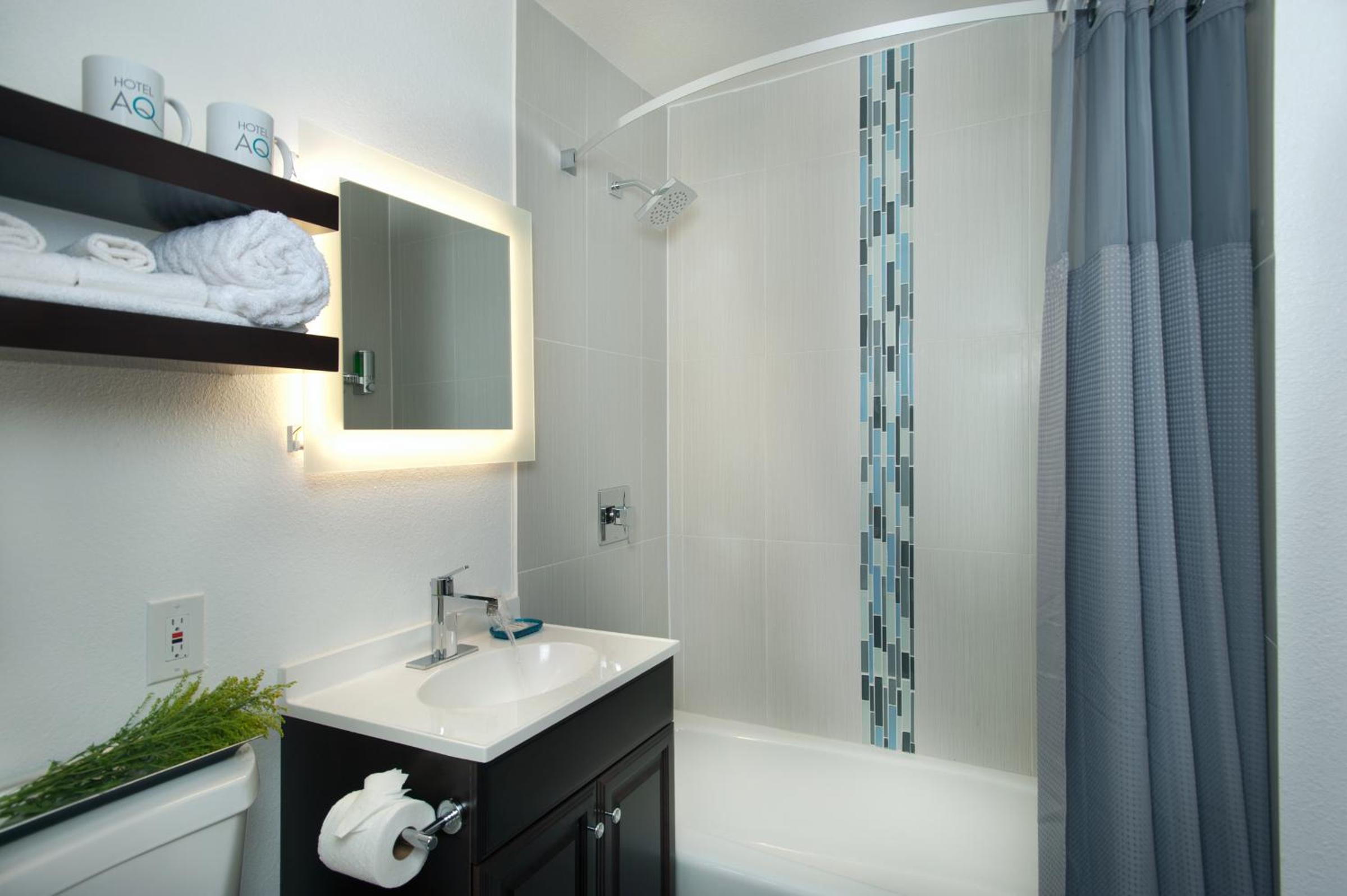 Queen Room - Photo 5