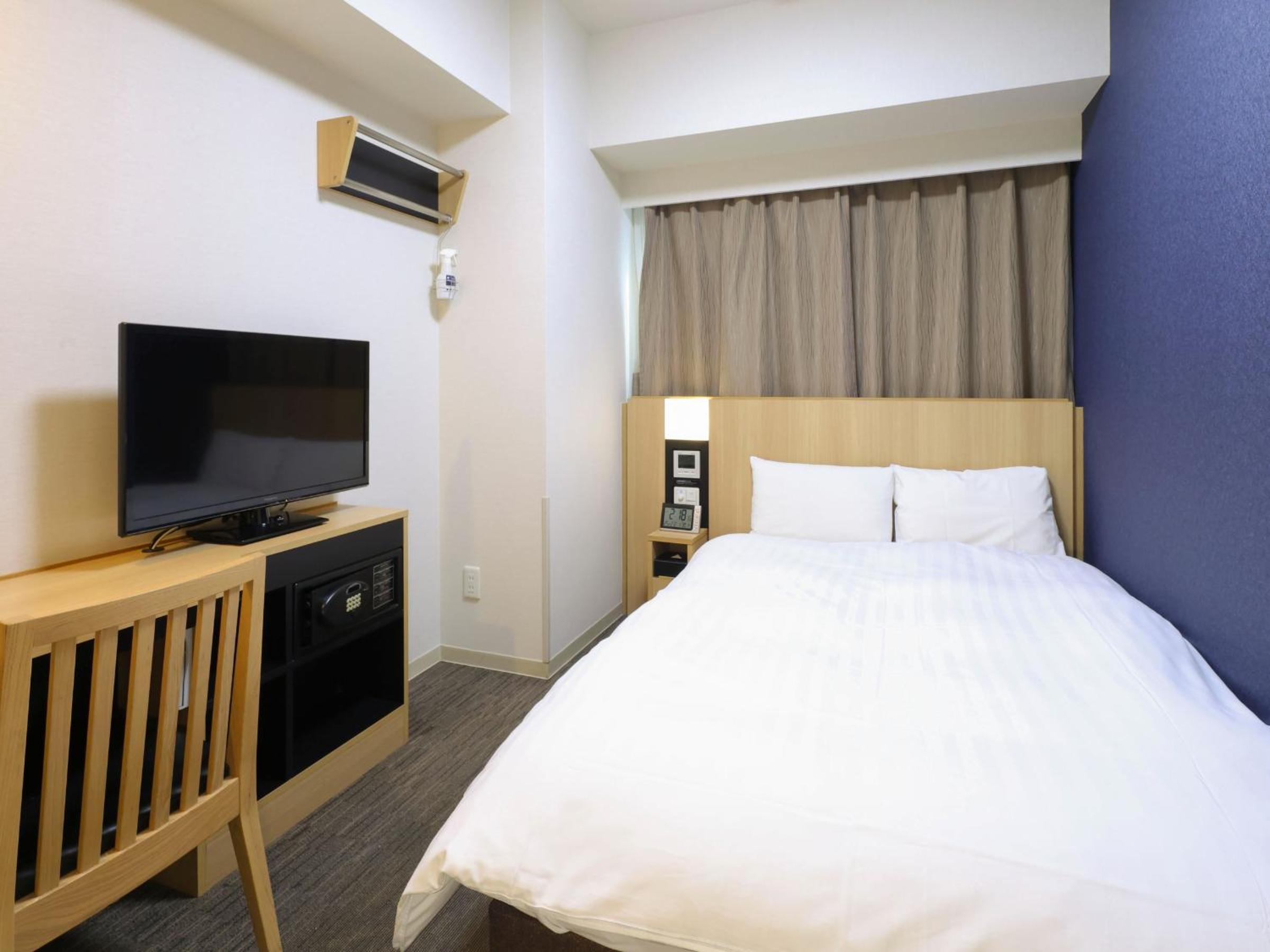 Double Room with Small Double Bed - Non-Smoking - Breakfast Included