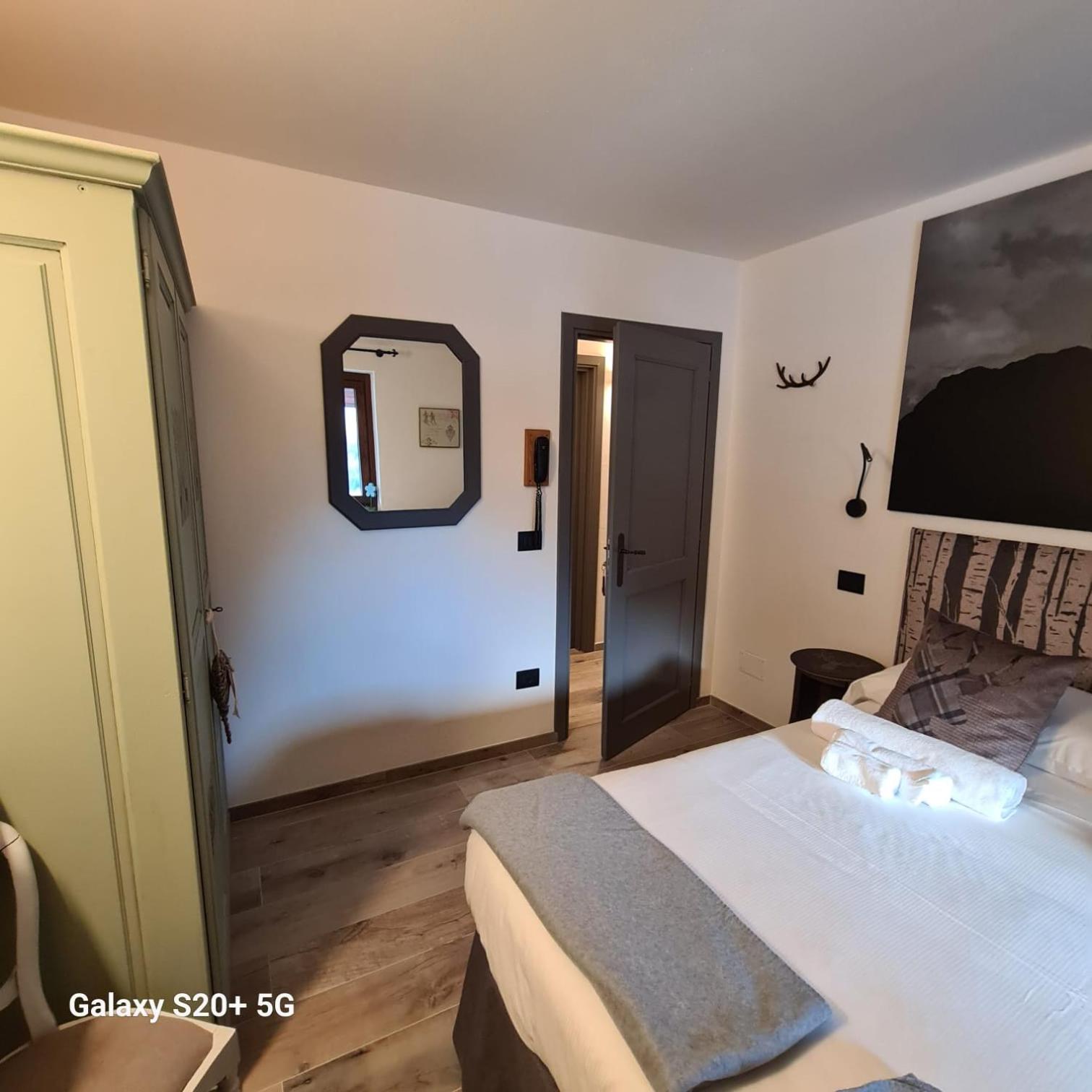 Double Room with Mountain View photo 2