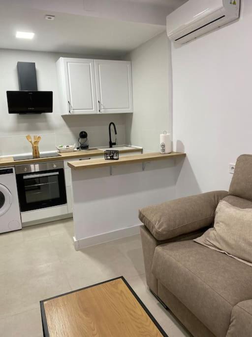 Three-Bedroom Apartment photo 2