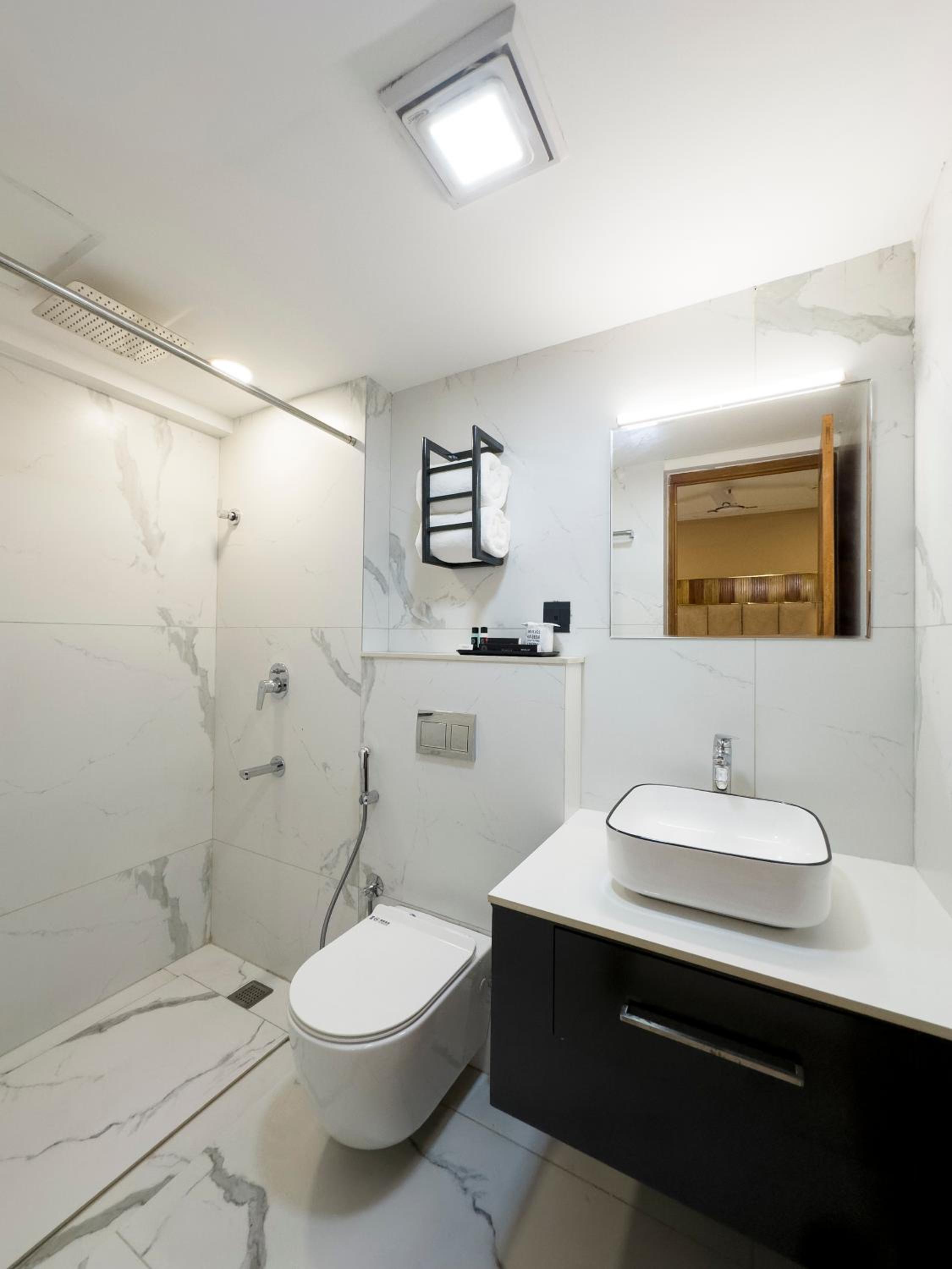 Deluxe Room - Photo 2