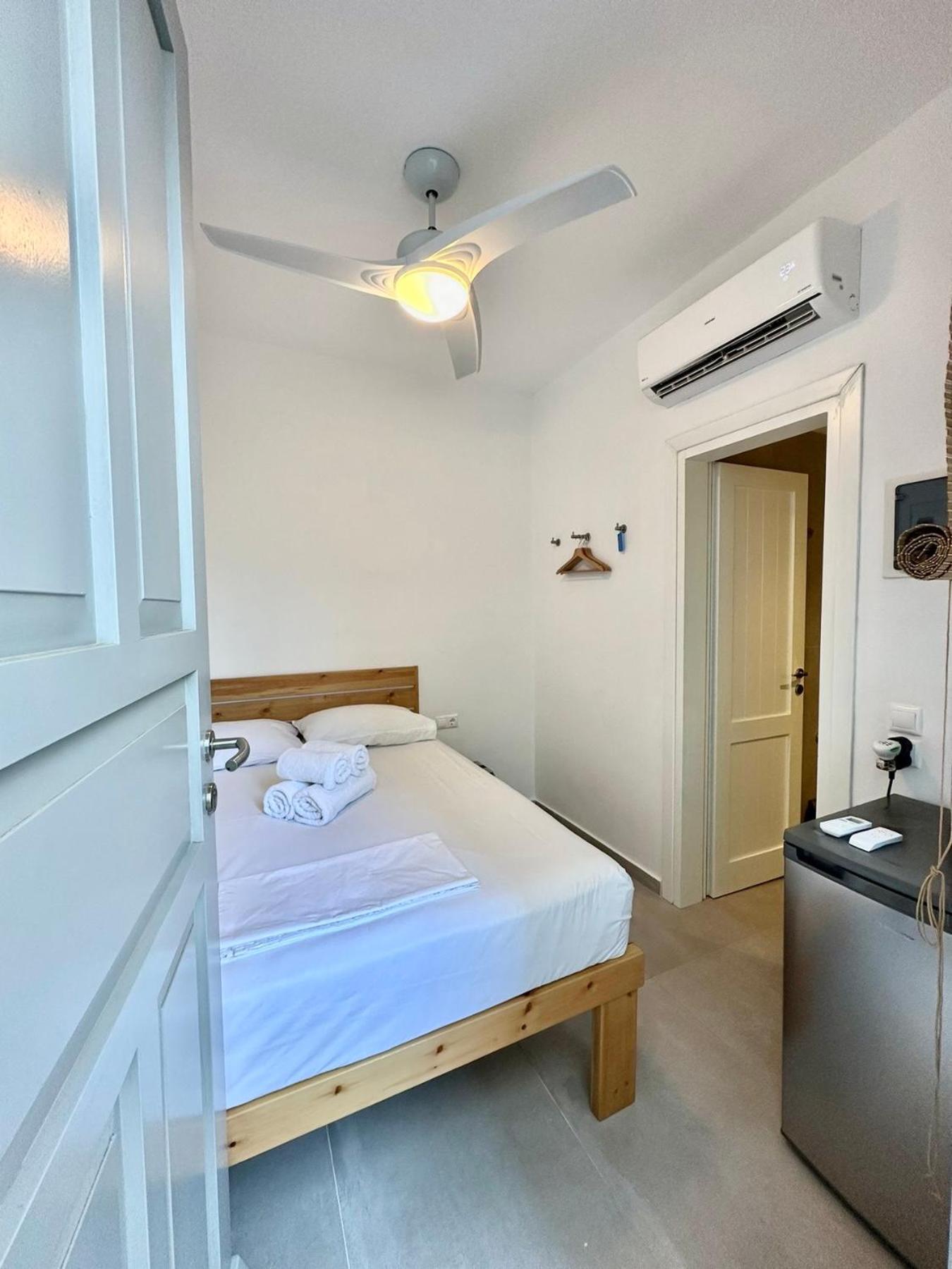 Single Room with Private Bathroom