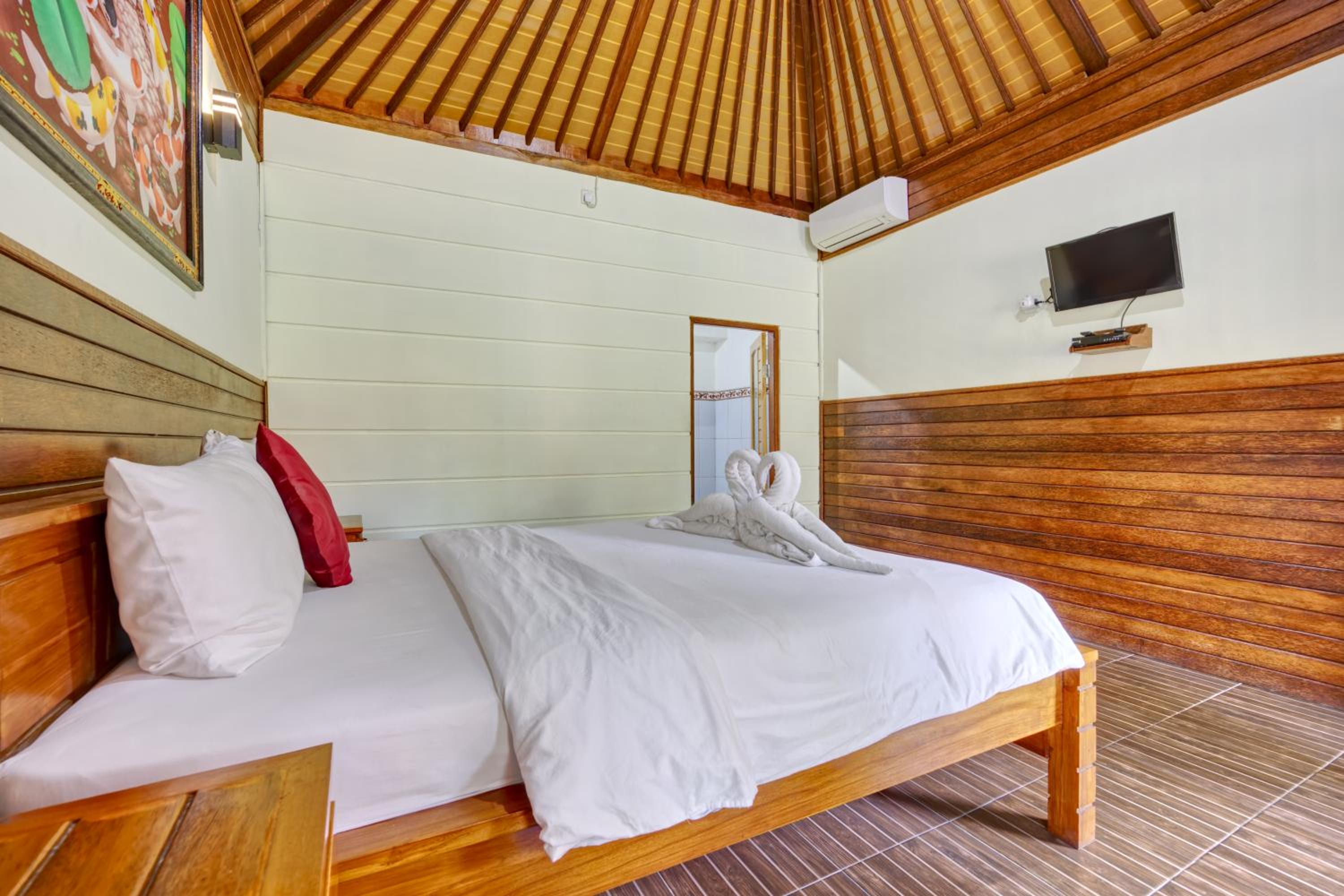 Deluxe Double Room - Photo 9