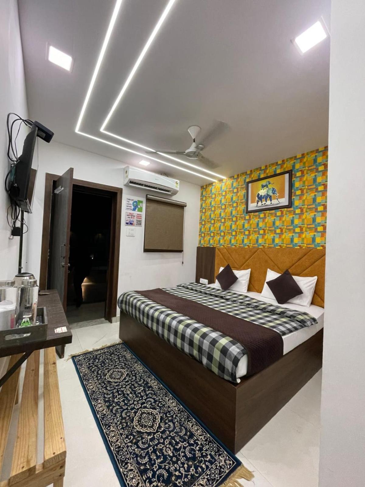 Cozy Double Room (First Floor) - Photo 1