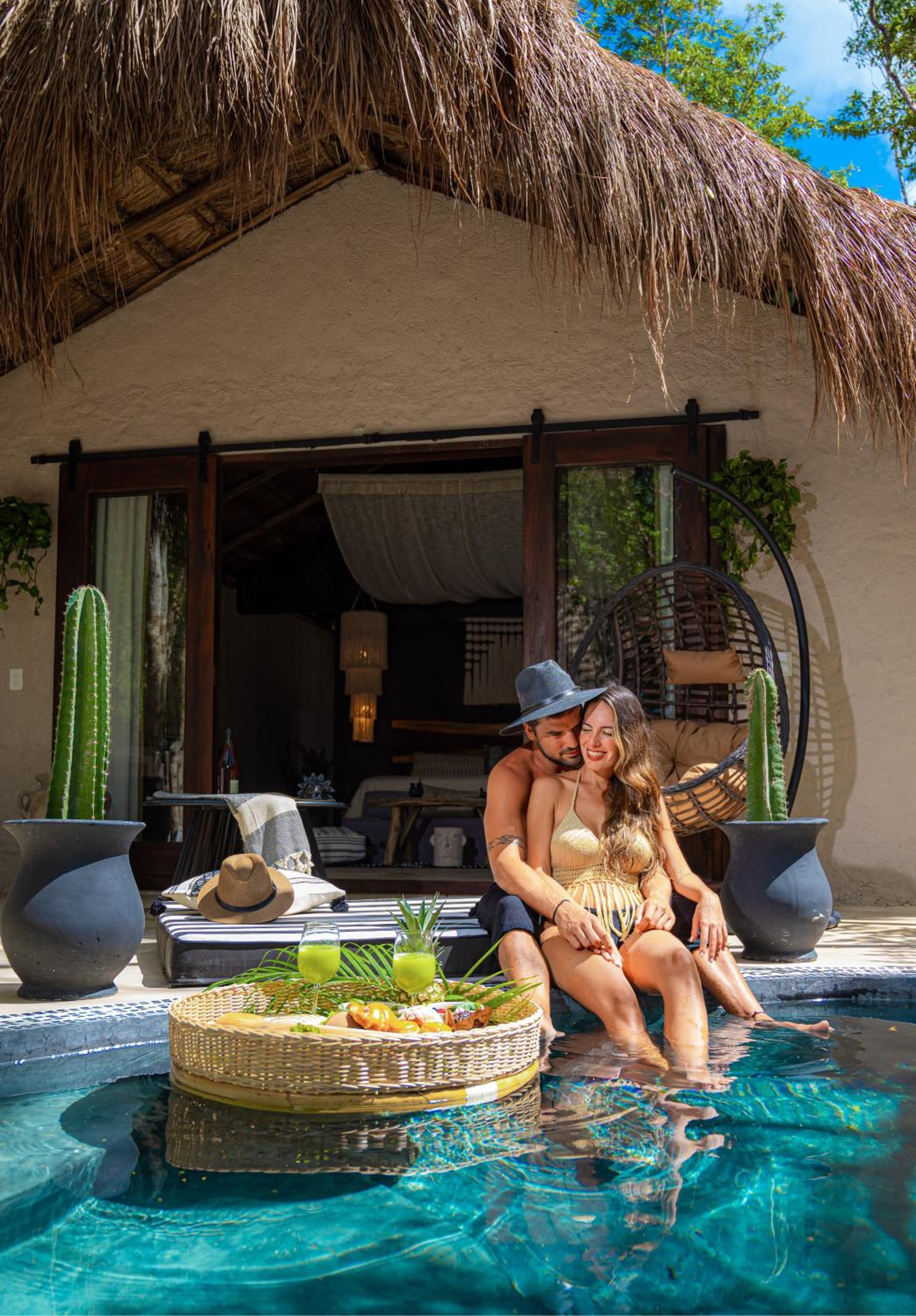 Villa with Private Pool - Photo 8