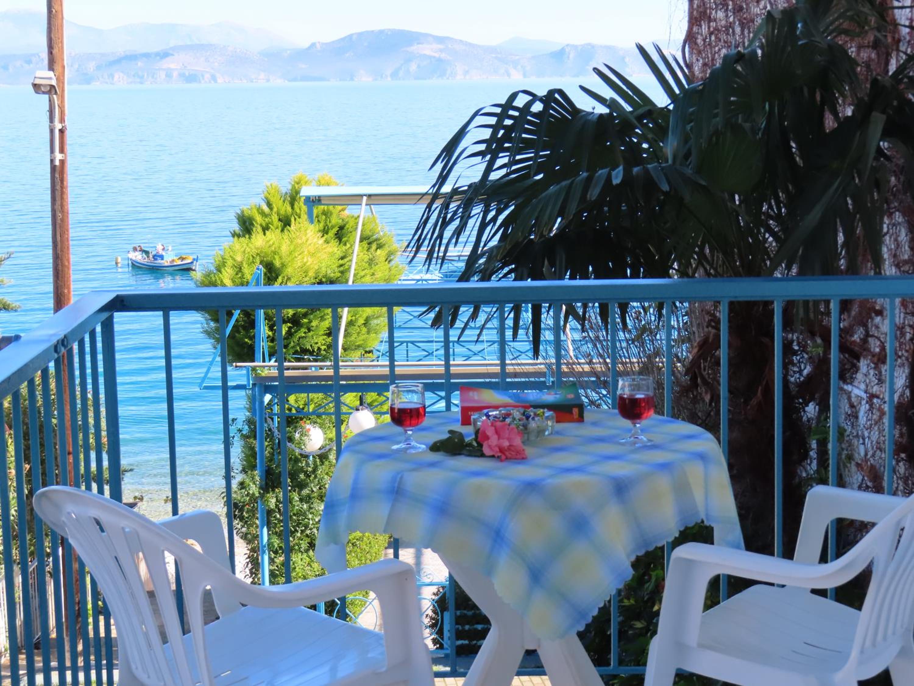 Studio with Balcony and Sea View photo 2